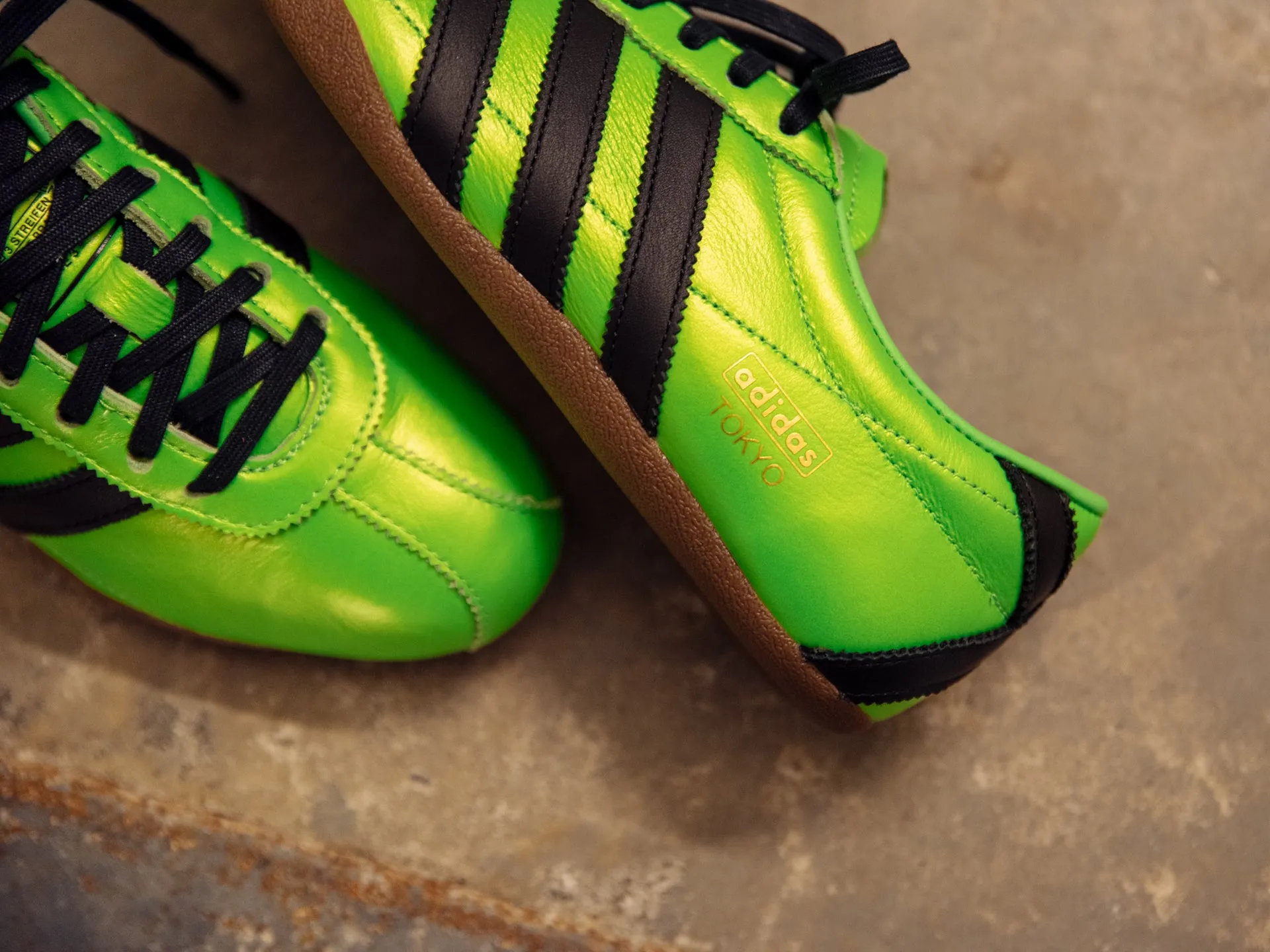 Adidas Women's Tokyo Decon 'Solar Green' Adidas Supernova Solution Running Shoes