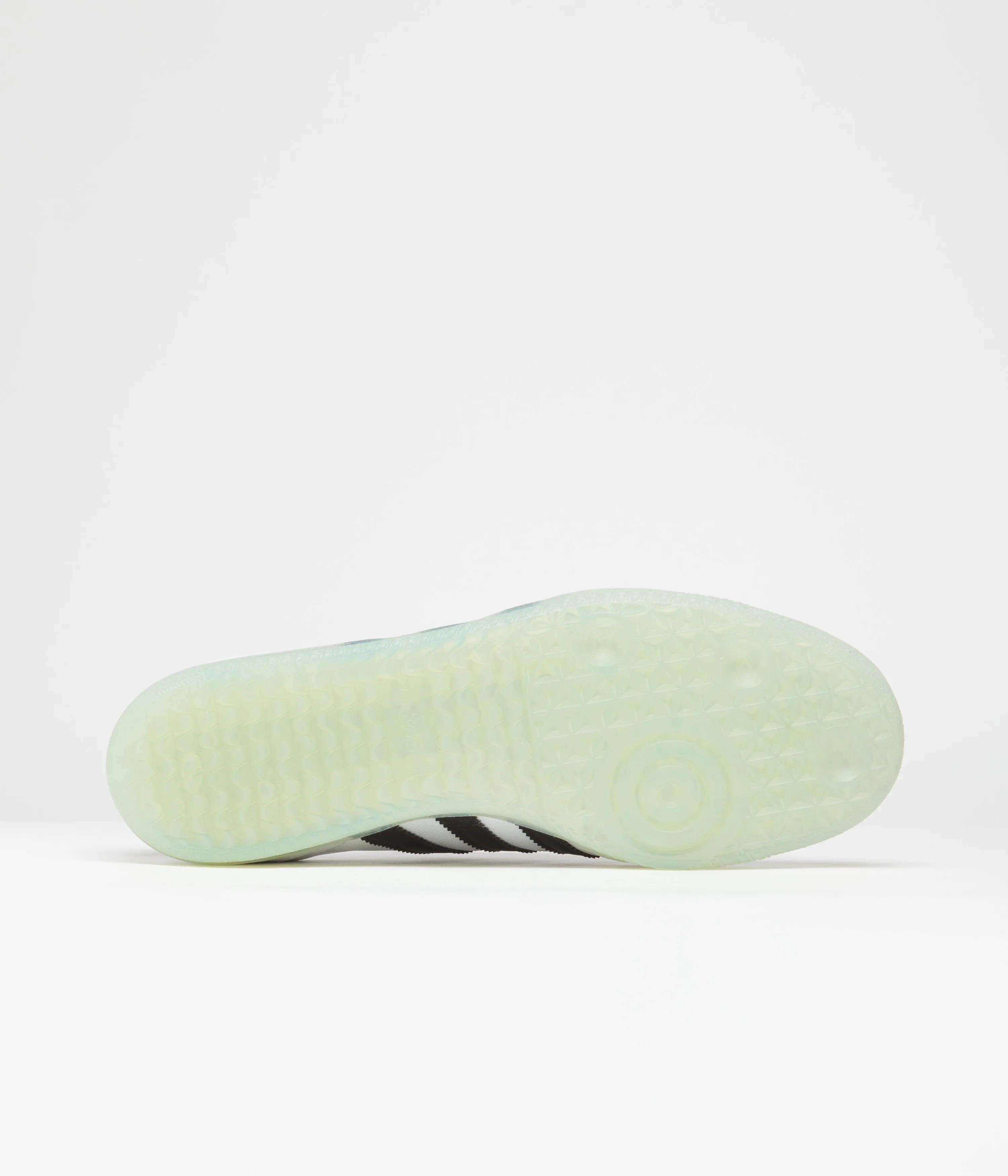 Shoes Ultra Boost Adidas Adidas x Dill Samba Shoes - FTWR White / Core Black / Gold Metallic