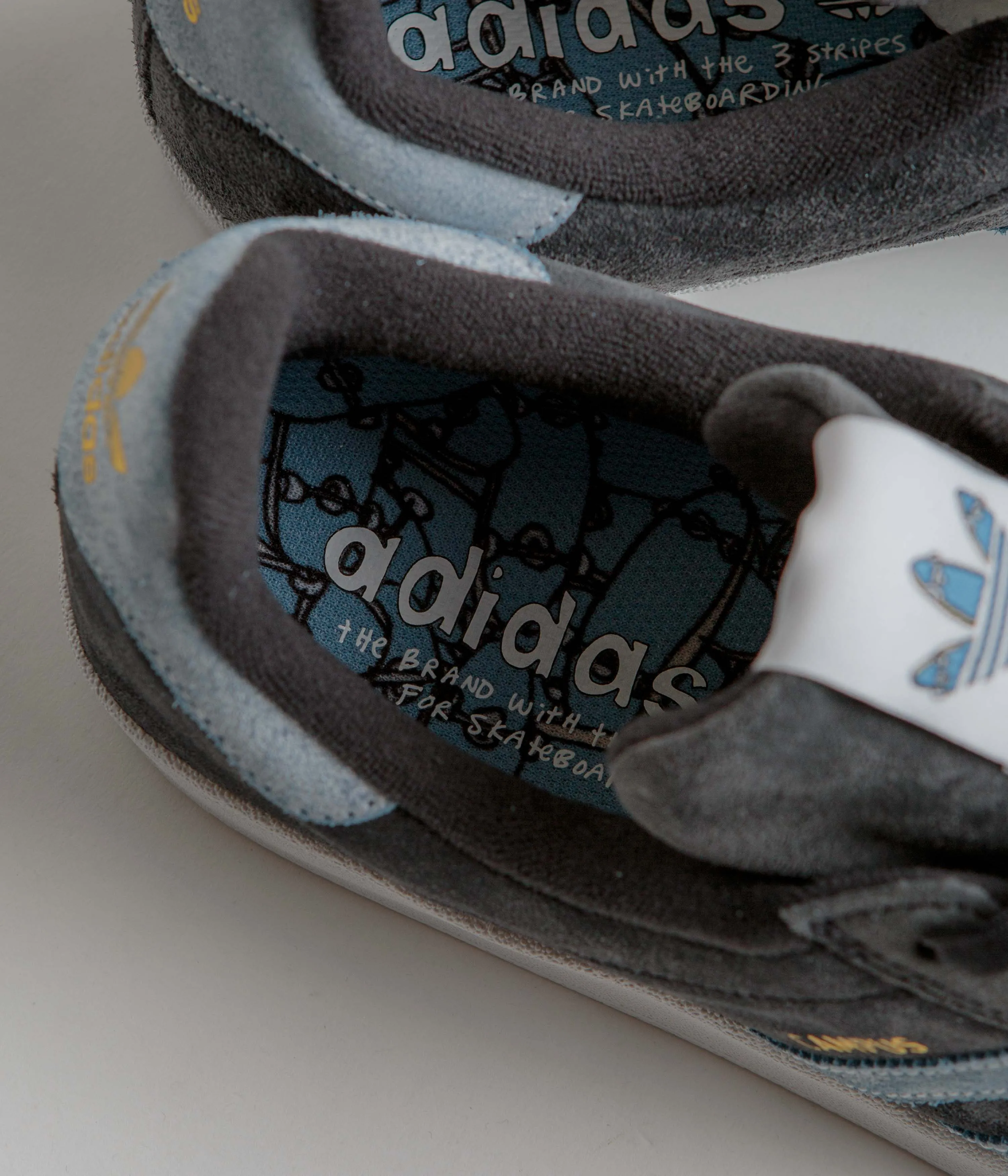 Adidas Shoes Xplr Adidas x Henry Jones Campus ADV Shoes - Carbon / Cloud White / Light Blue