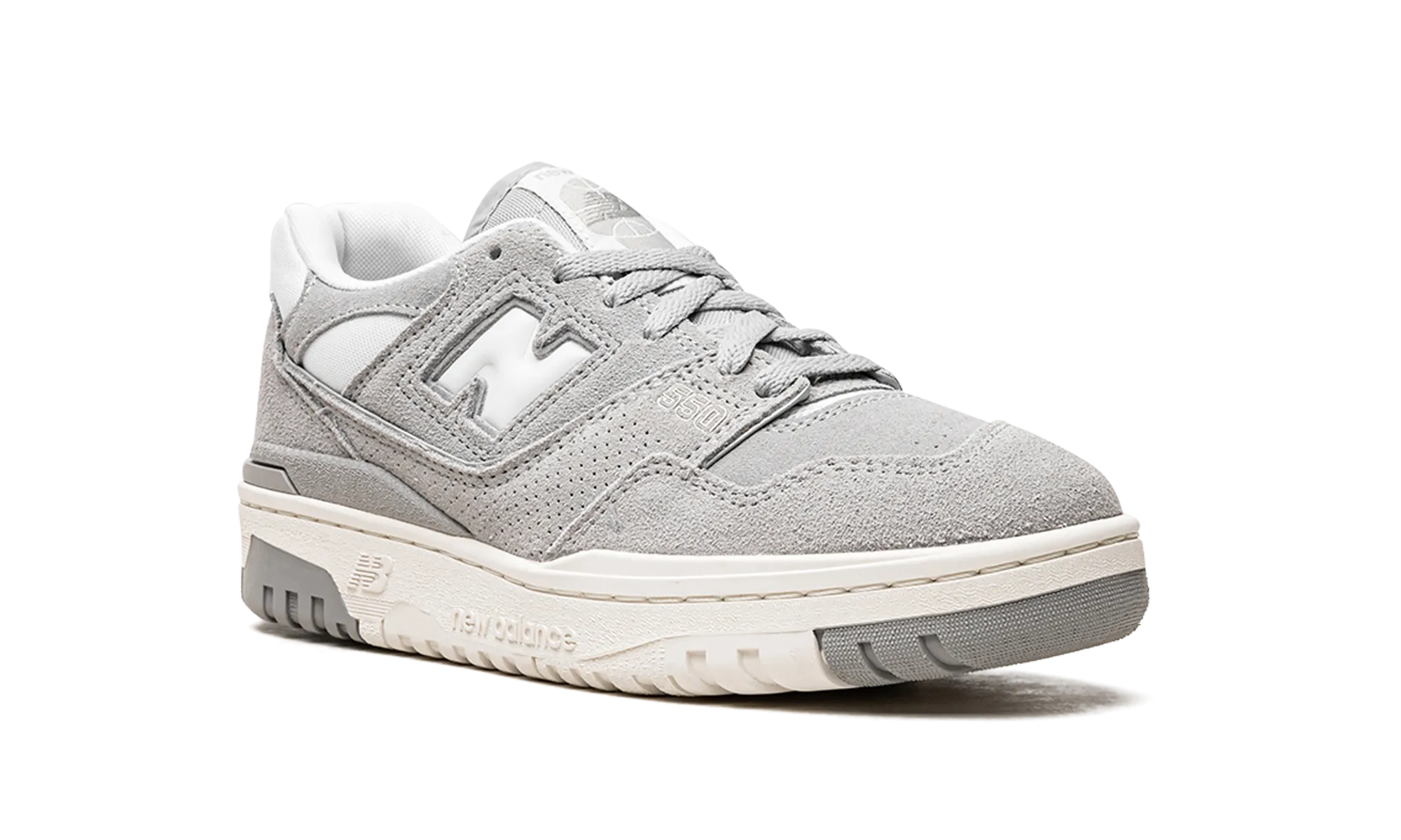 608 V5 New Balance 550 "Suede Pack - Concrete"