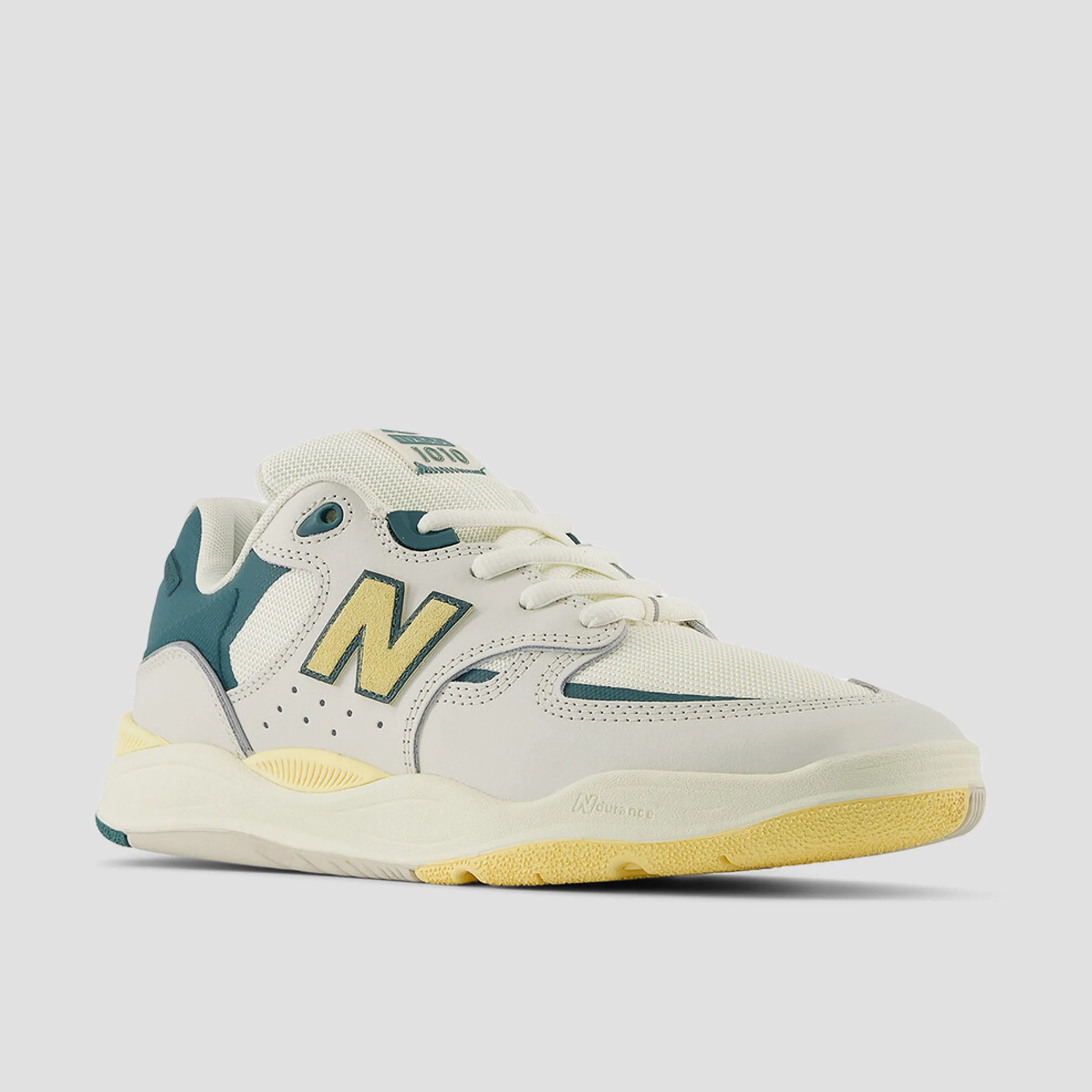 New Balance Rebel V6 New Balance Tiago 1010 Skate Shoes White / New Spruce