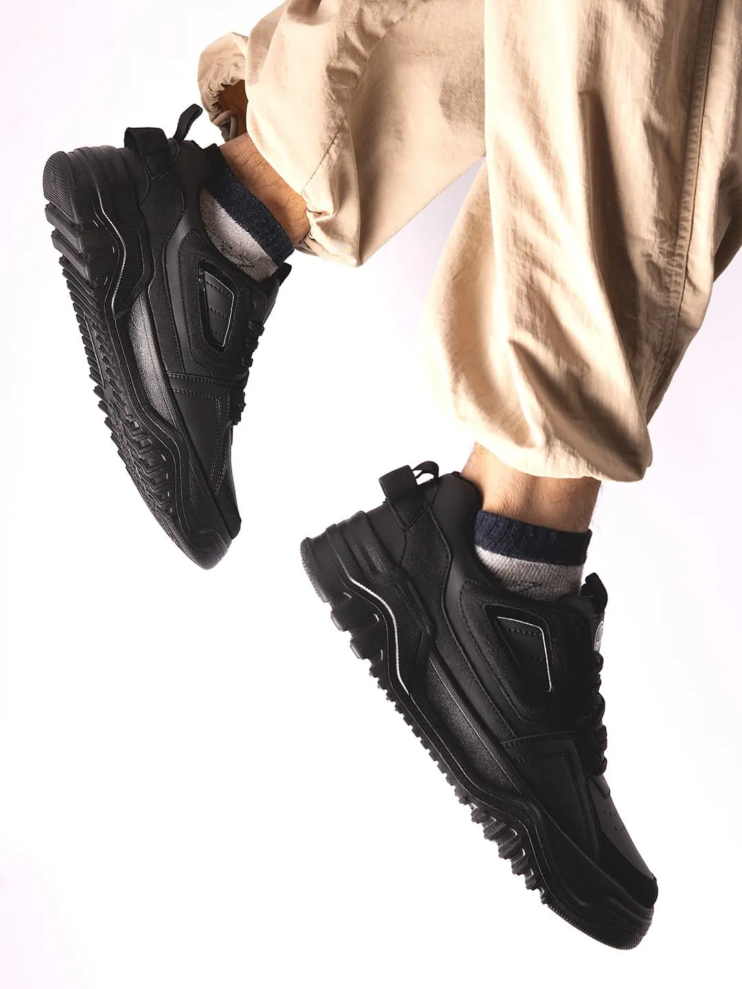 Flat Shoe With Ankle Strap Bacca Bucci EVOLVE - The Ultimate Low-Top Sneakers for Men