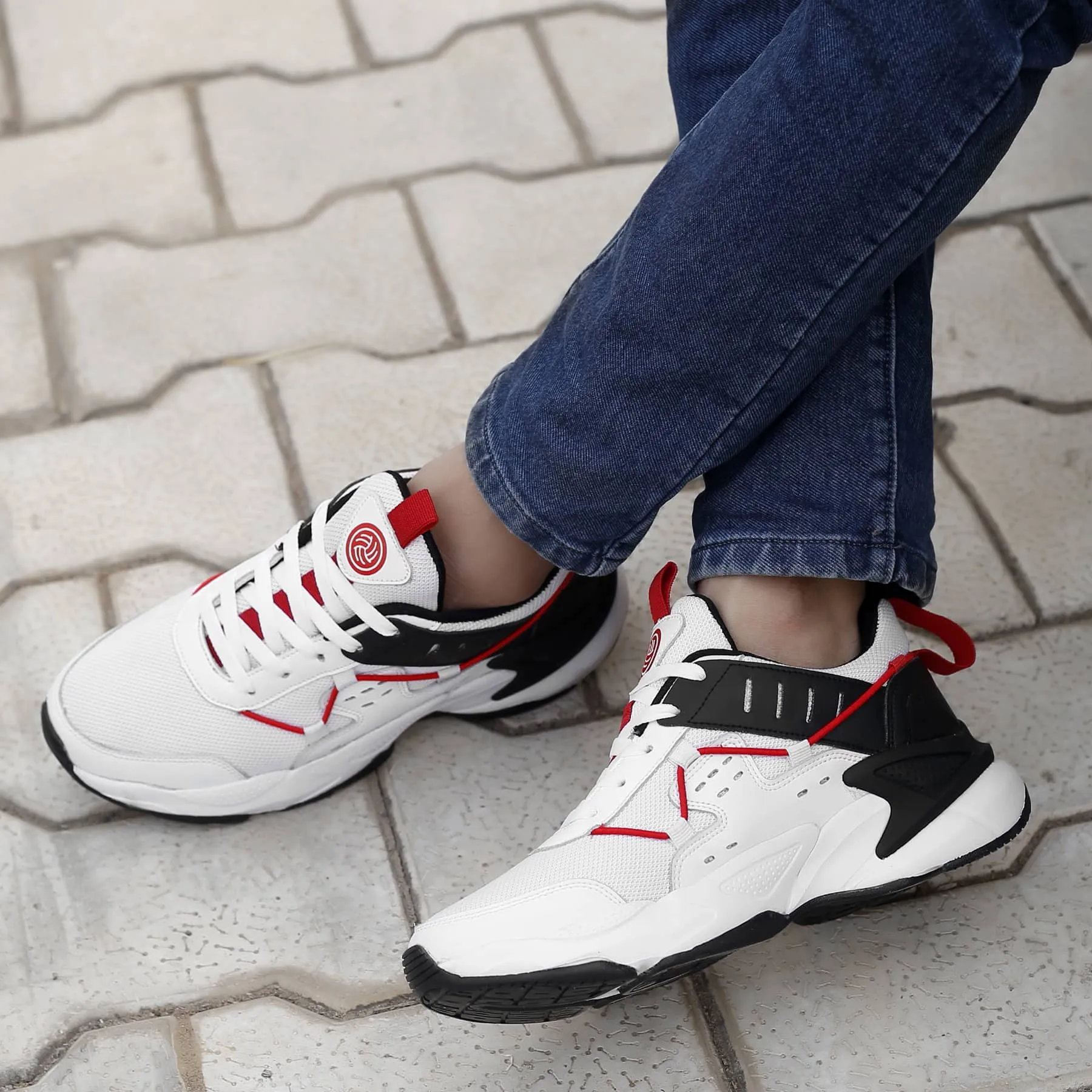 Reebok Charge Sneakers Bacca Bucci Voyager