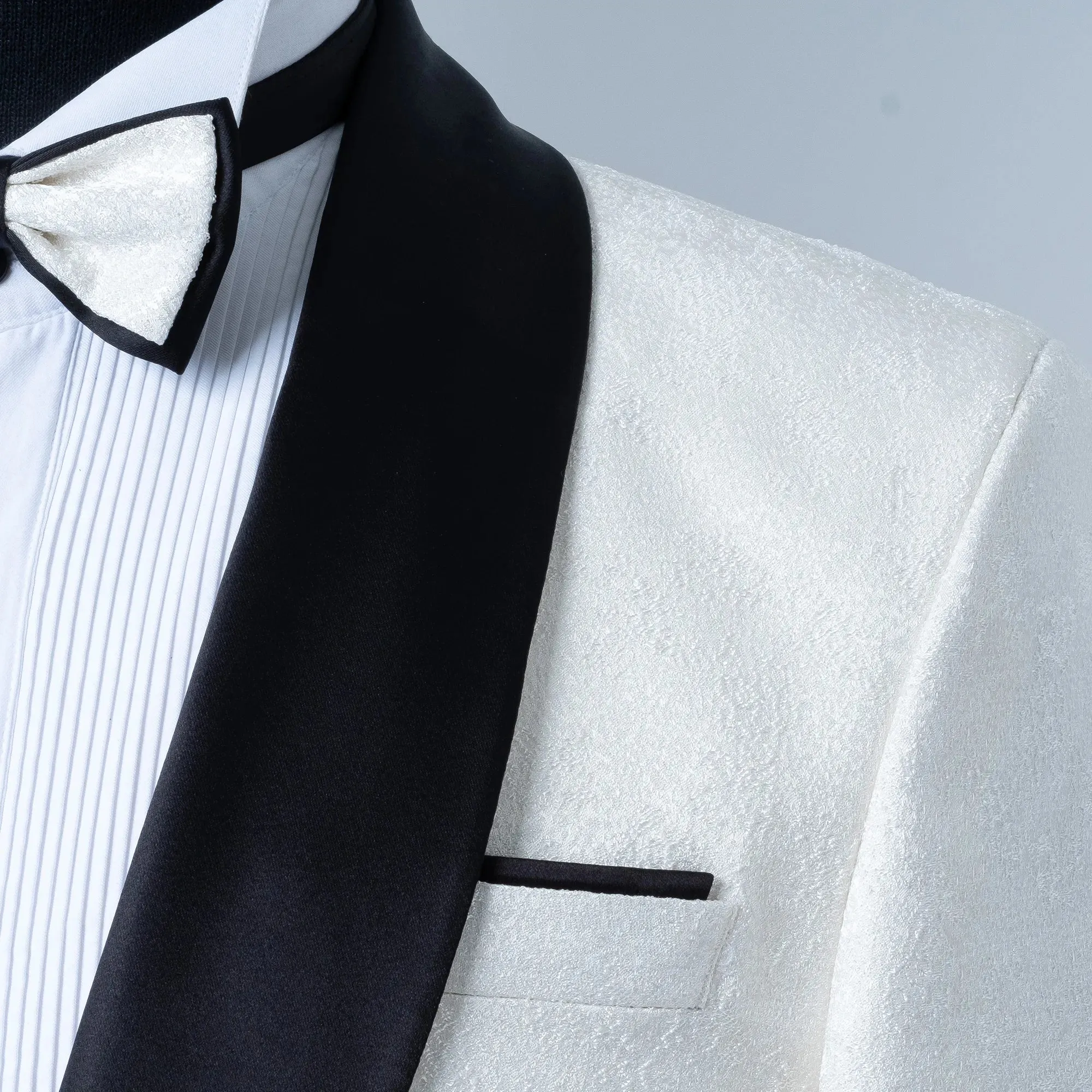 Flat Cotton Shoe Laces Carlo | White and Black Satin 2-Piece Tailored-Fit Tuxedo