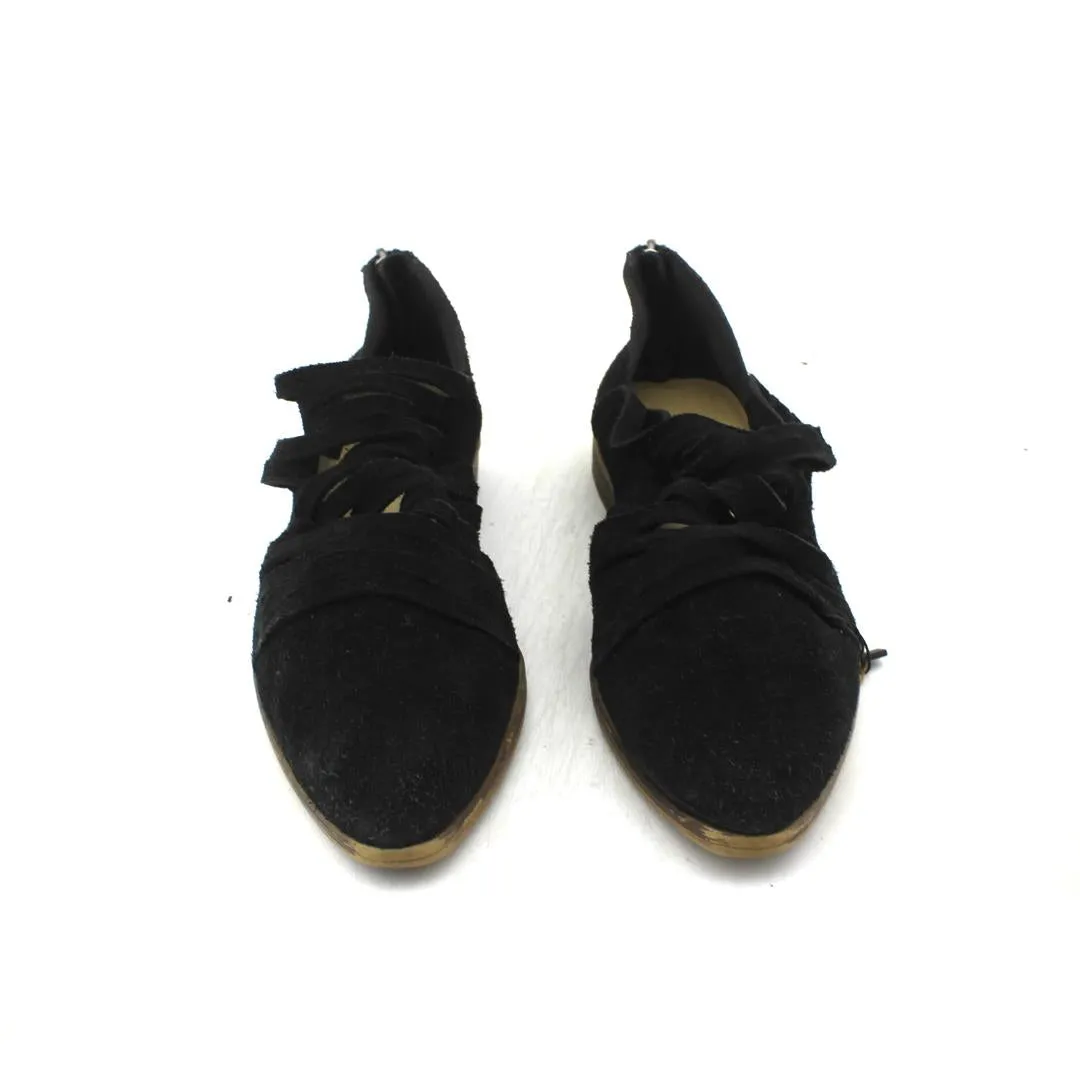 CHINESE LAUNDRY . Fuzzy Clog Slippers