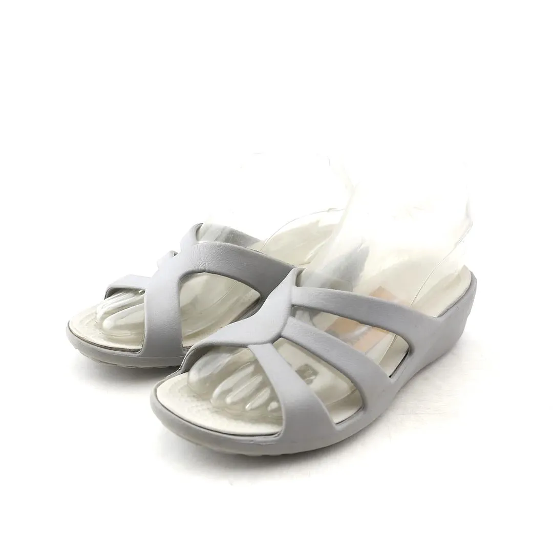 CROCS SANRAH STRAPPY Platform