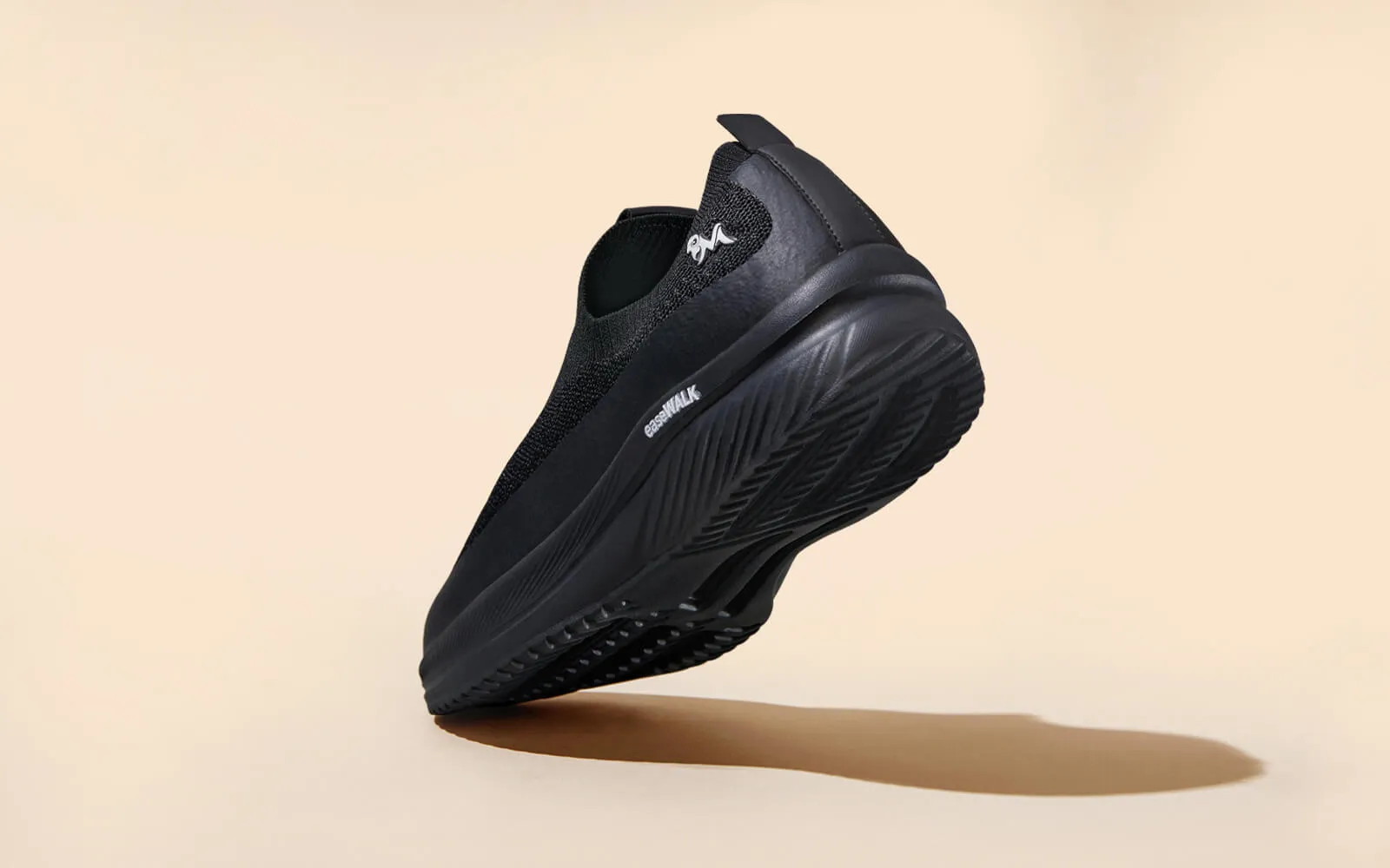 Ease Walk Slip Ons : Black Trending Slip On Shoes