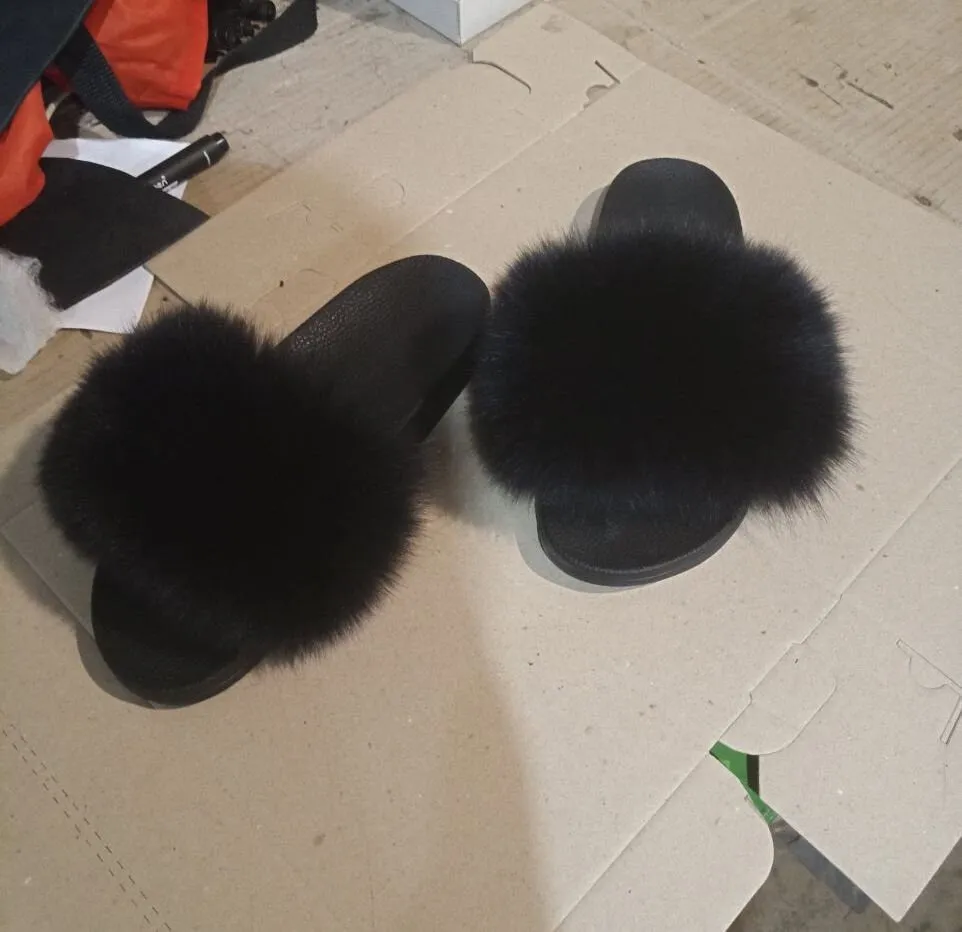 BY ORDER Black Real Fox Fur Slippers Women Girl Beach Large Finnish Fox Fur Sandals Summer Slides Fashion Fluffy Shoes Flip Flops Leather Feet In Flip Flops Pictures