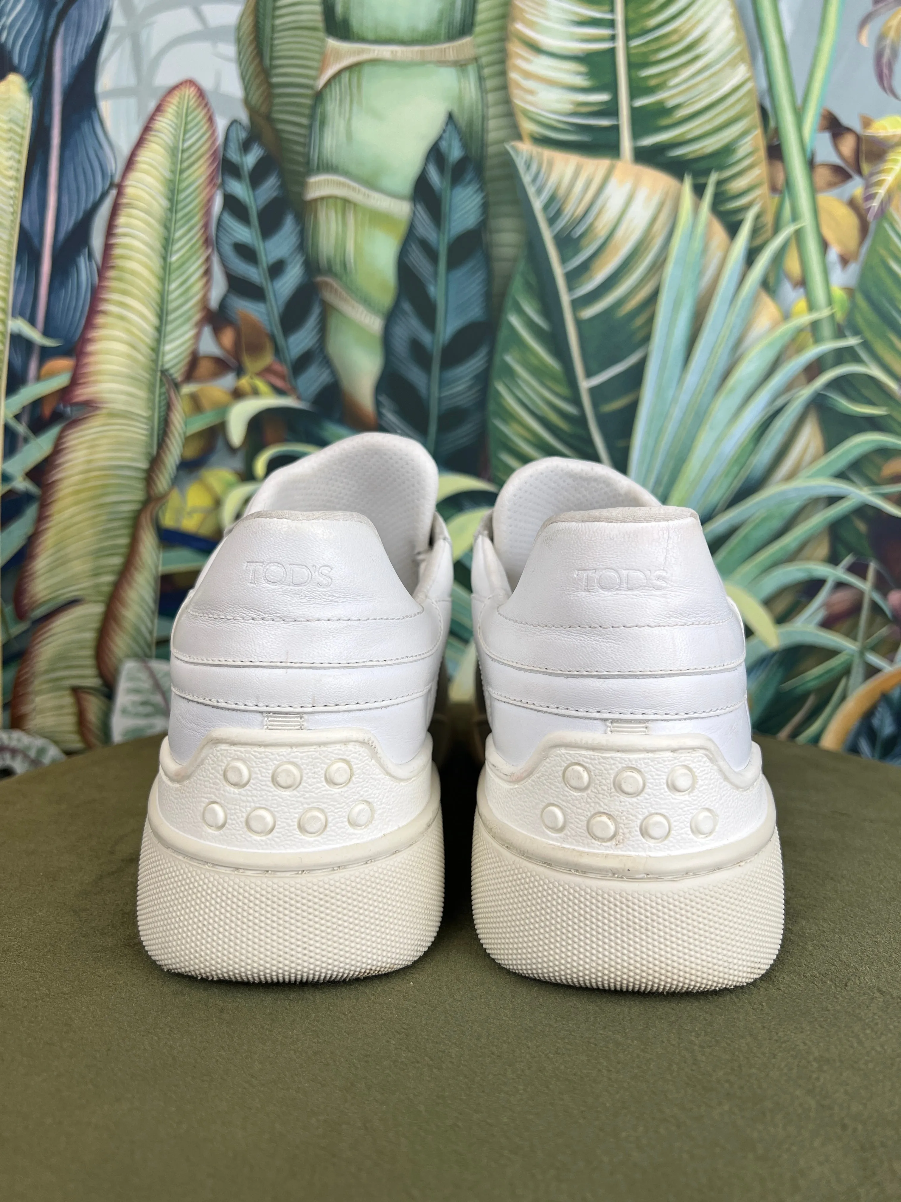 Doc Martens Sneakers Tods white sneakers