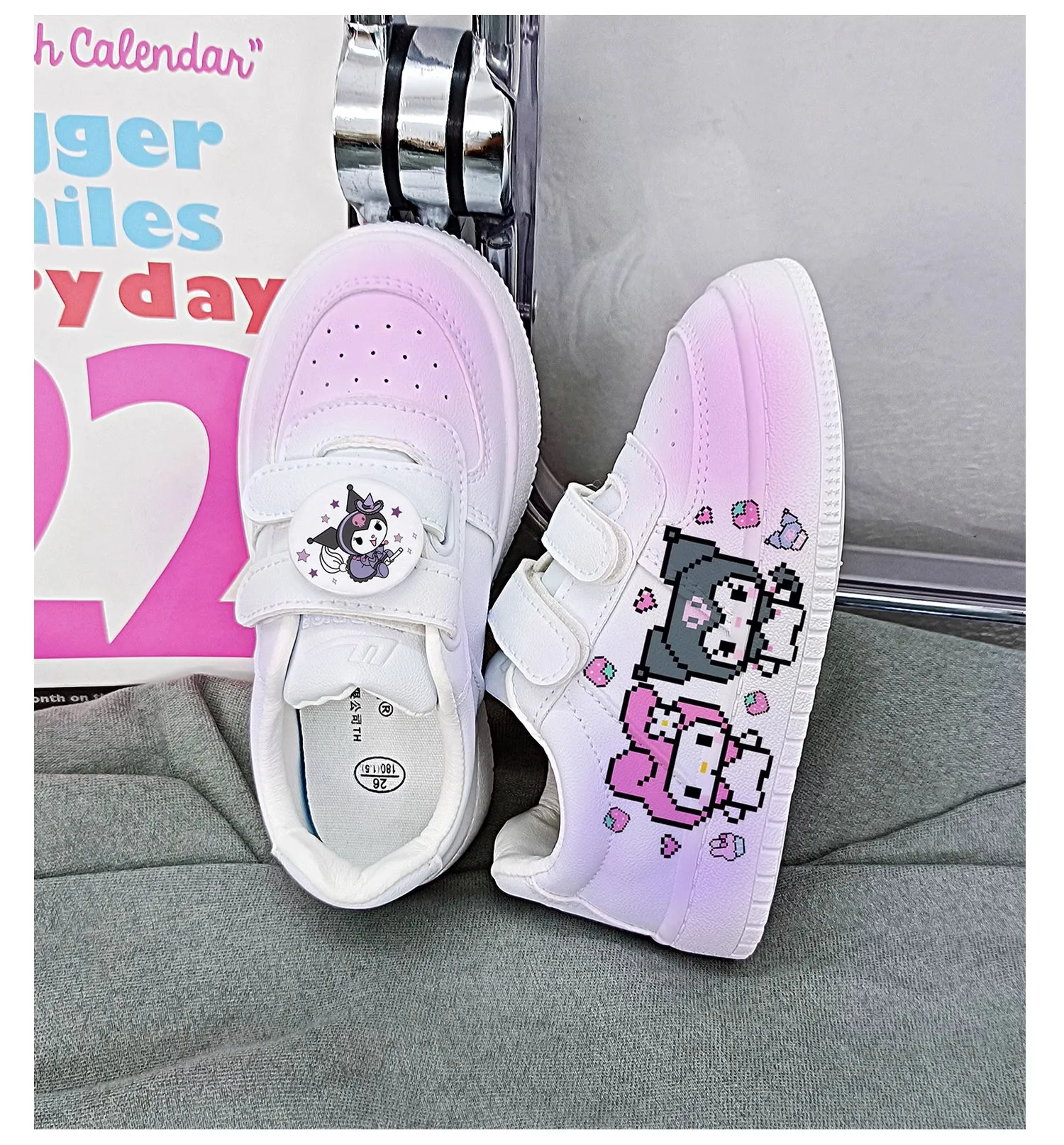 Best Cheap Sneakers Cartoon Print Student Sneakers Kids Size with Velcro Fastener