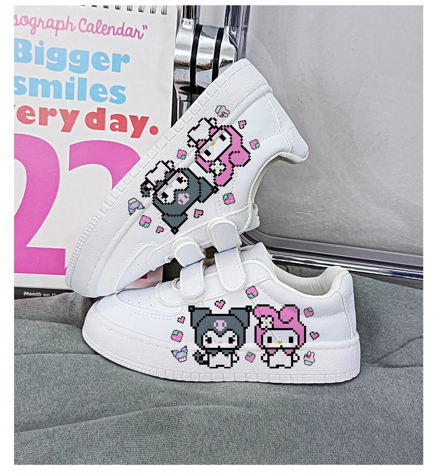 Cartoon Print Student Sneakers Kids Size with Velcro Fastener Supreme Sneakers