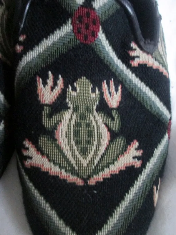 Womens CAROLE LITTLE ANTHROPOLOGIE Slip On FROG Tapestry Moc SHOE 7 BLACK Women's Loafers Leather