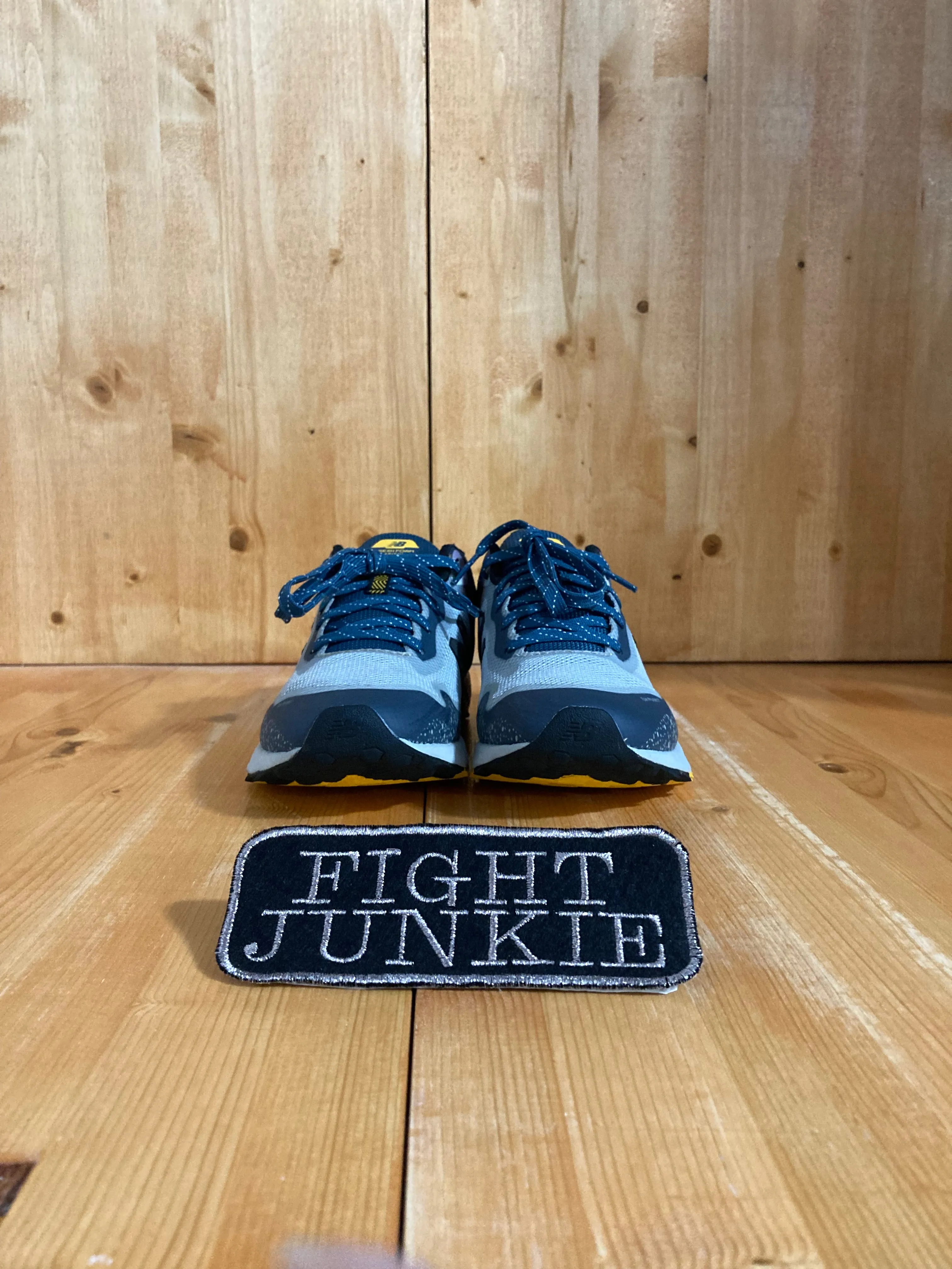 New Balance Fuelcell Elite NEW BALANCE ARISHI Youth Size 6 Shoes Sneakers Gray & Blue YPTARIG1