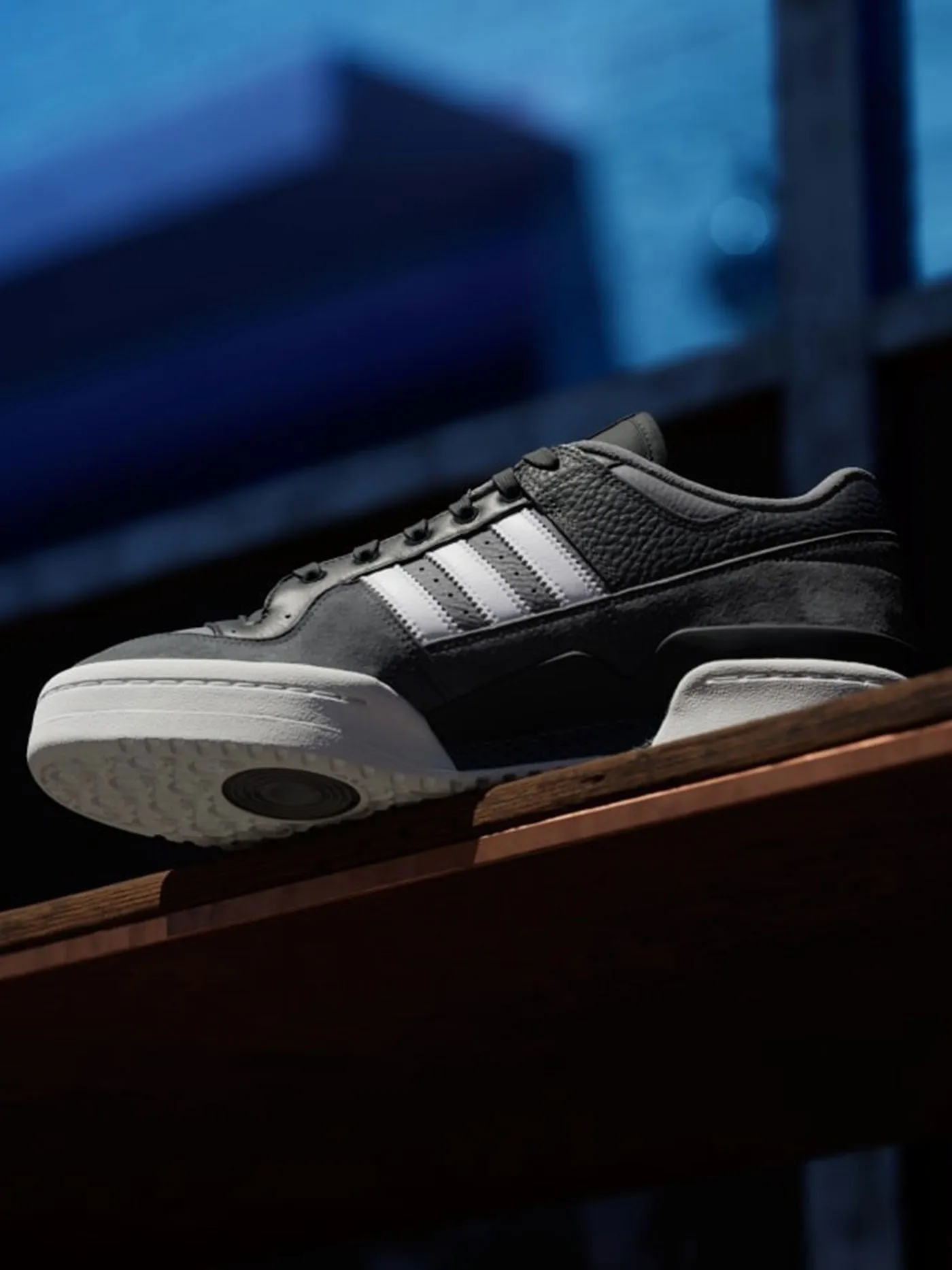 Forum 84 Low Adv Carbon/Crystal White/Grey Three Shoes Adidas Leopard Shoes