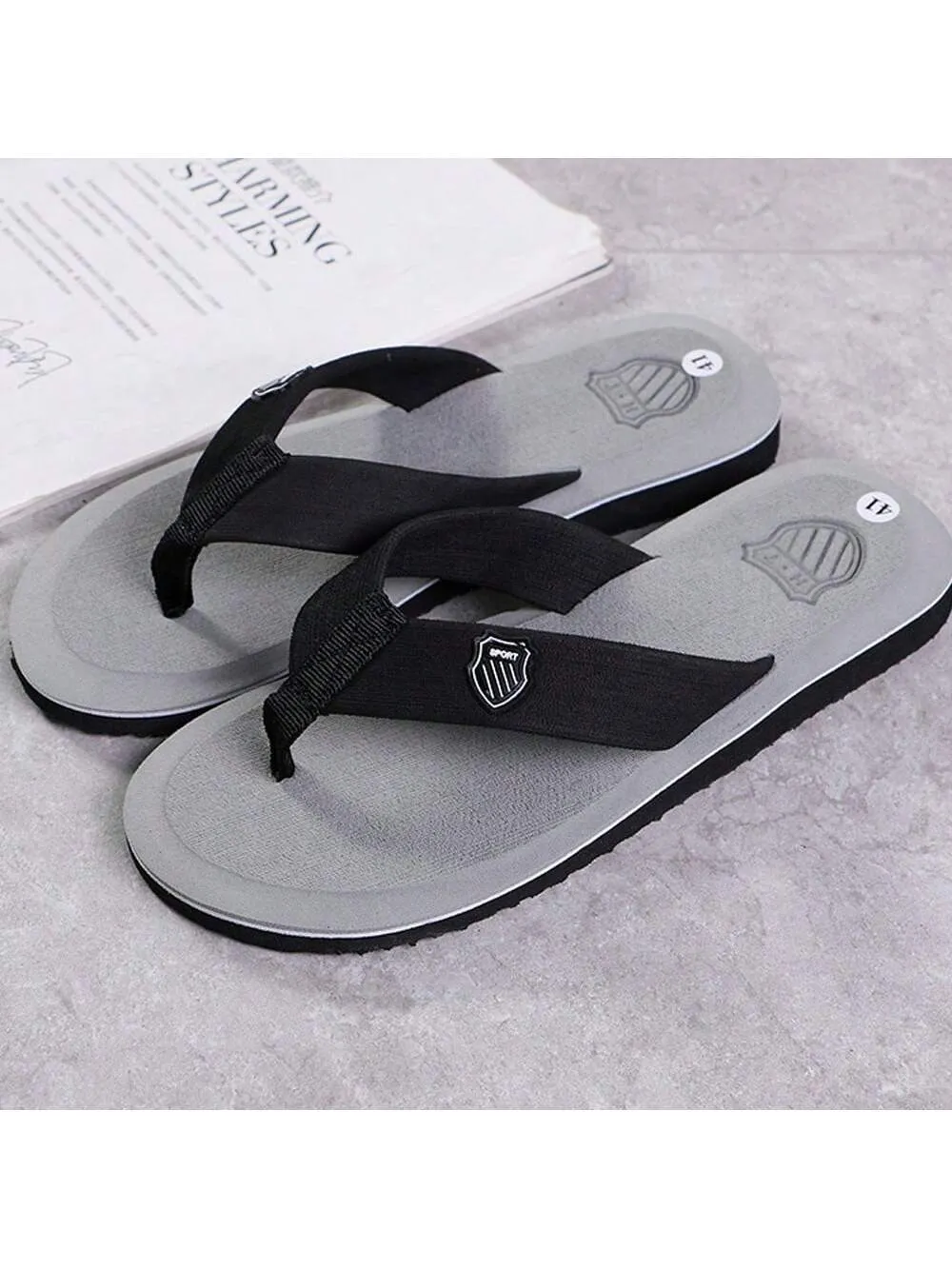 Men Summer Flip Flops Beach Sandals Anti-Slip Casual Flat Shoes High Quality Slippers Home Slippers For Men Freewaters Slippers