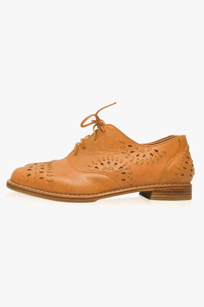 Heartbreak Leather Oxfords Loafers Trousers