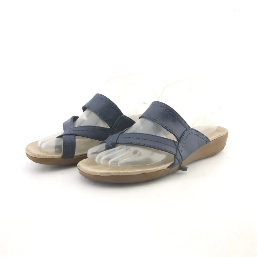 Code For Slippers In Dress To Impress BARE TRAPS JADINE