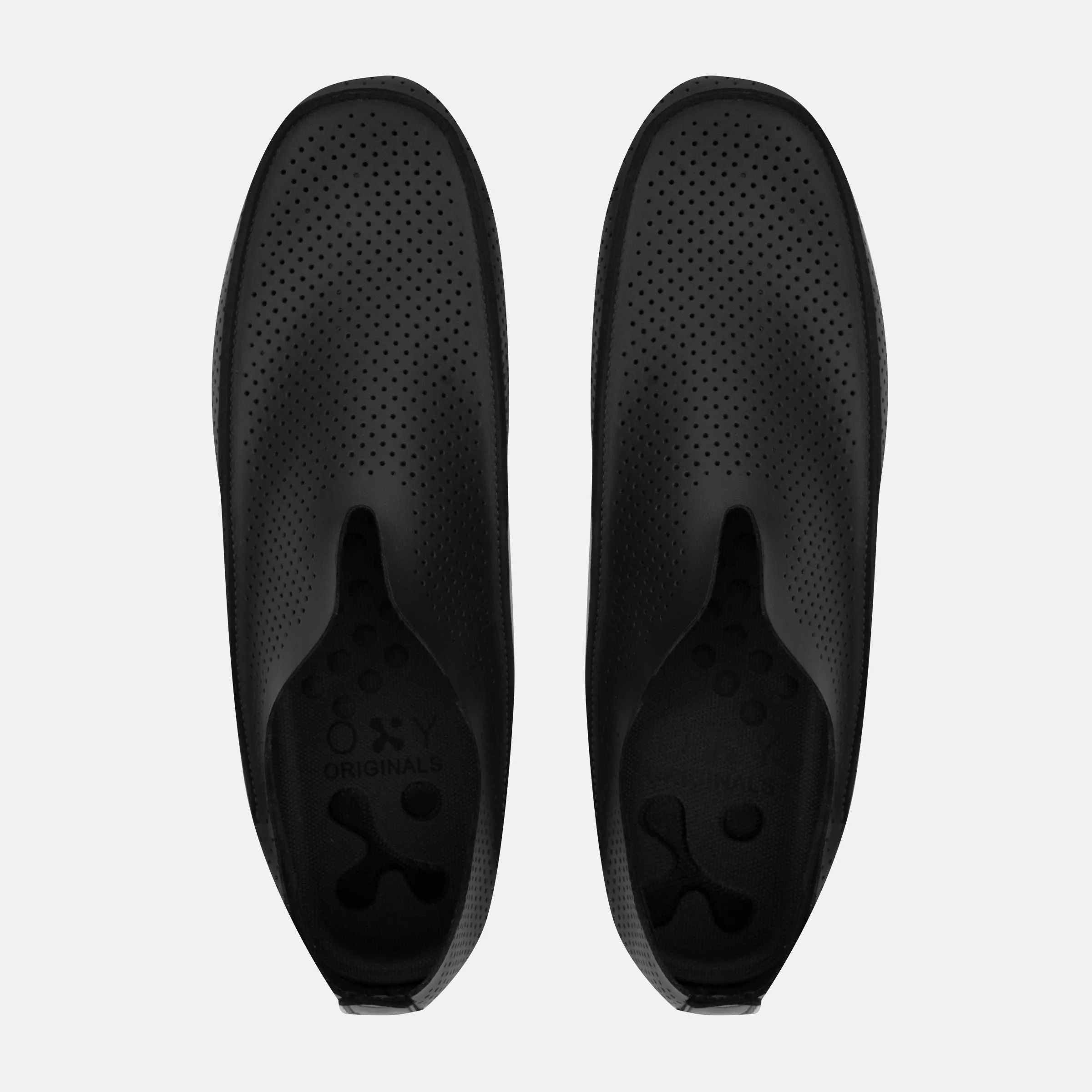 LACROSSE NEO Black Loafers With Silver