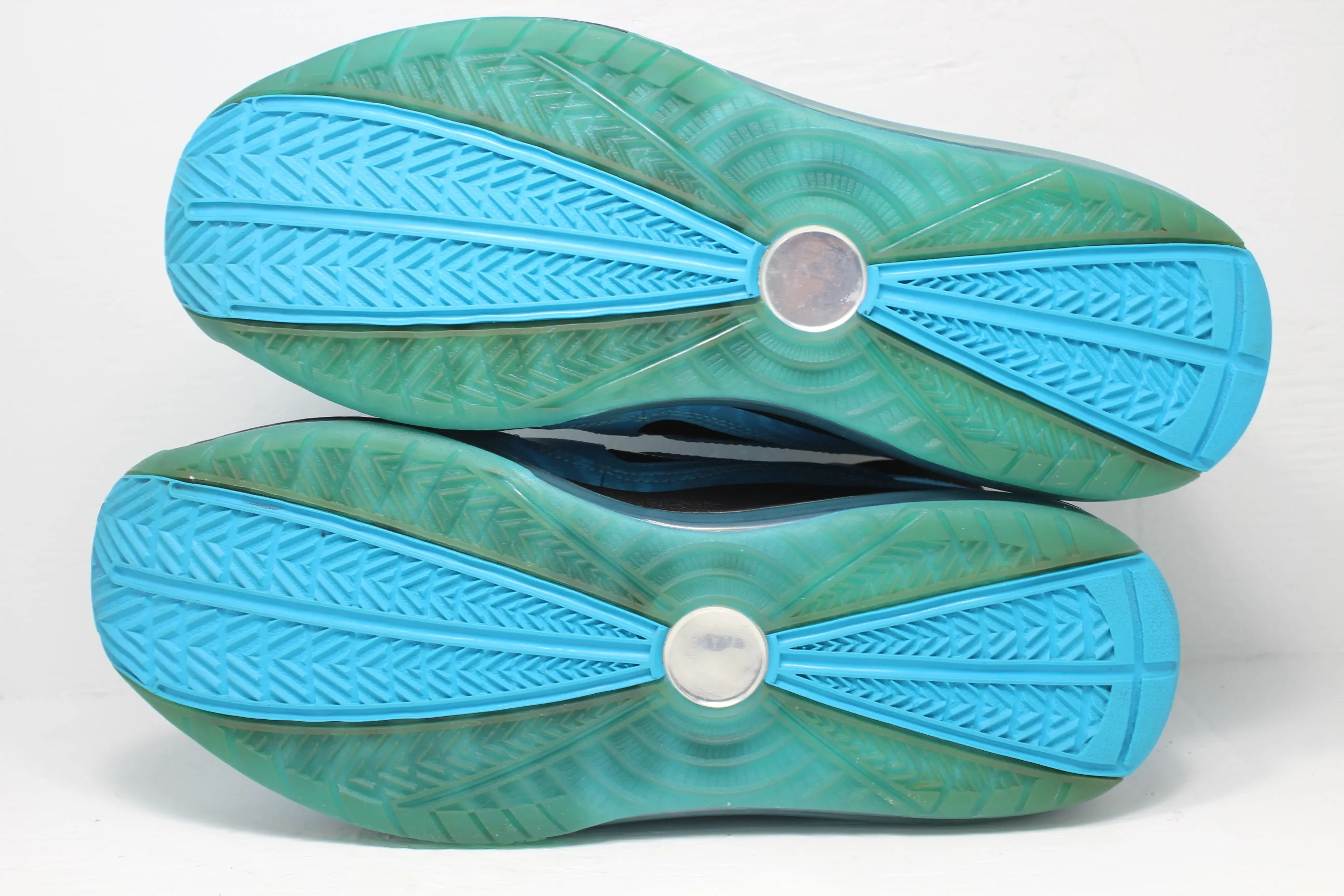 Nike LeBron 7 All-Star Chlorine Blue (2010) Asics Gel-rocket 11 Volleyball Shoes