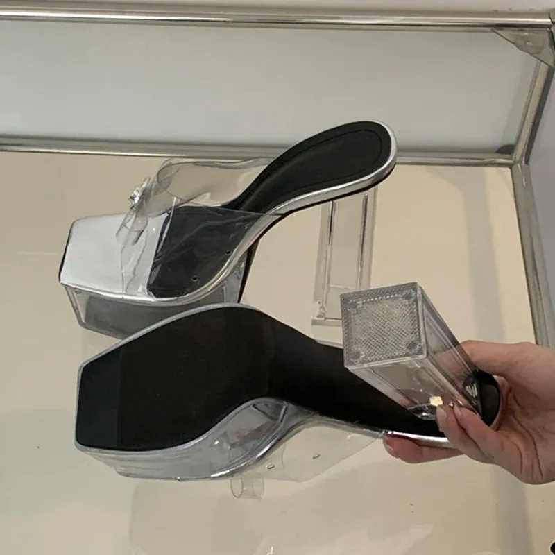 Liyke transparente klobige High Heels moderne Hausschuhe Damenmode Metalls chnalle quadratische Zehen Plattform Sandalen klare Schuhe Frauen Silver Slippers For Seniors