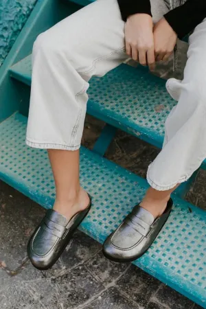 Salvatore Ferragamo Suede Loafers Lois Vegan Grafito