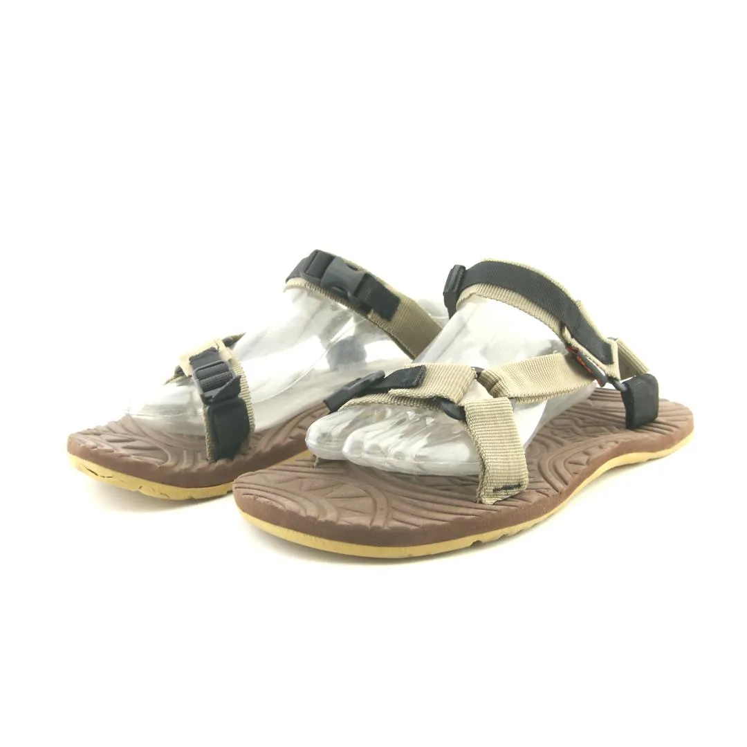 MANJARU . Pretty Closed Toe Sandals
