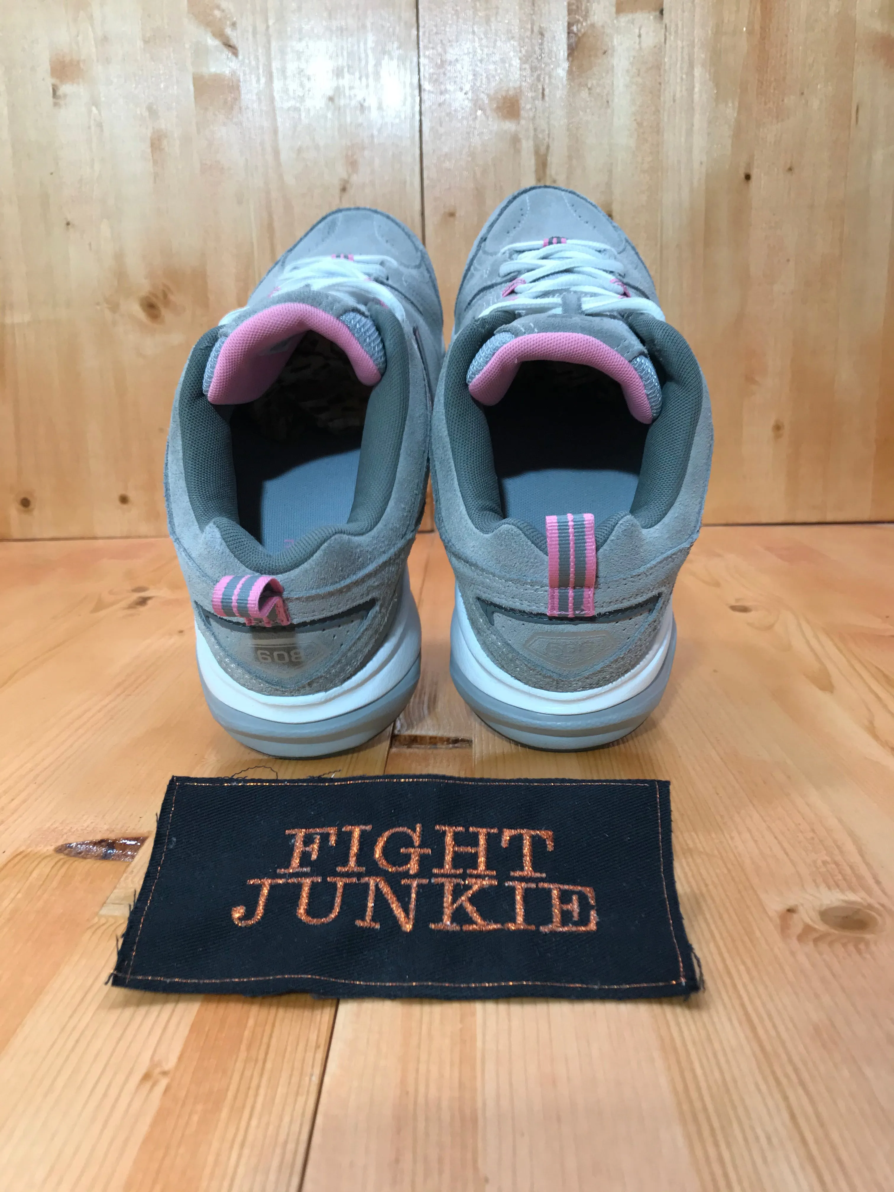 New Balance Edition Limited NEW BALANCE 608 V4 Women's Size 9.5 Suede Athletic Shoes Sneakers