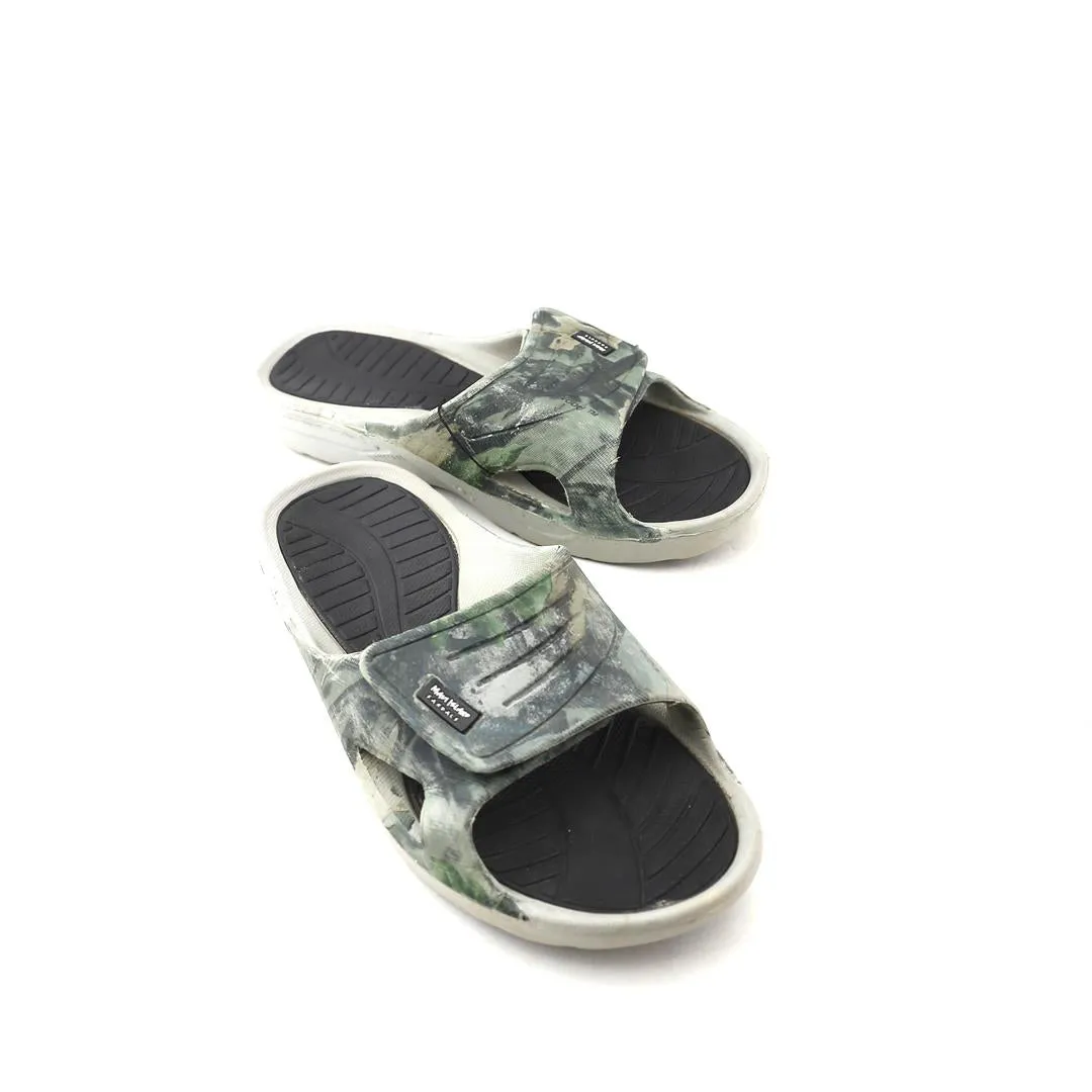 MAVI CLASSICS  . Comfy Home Slippers