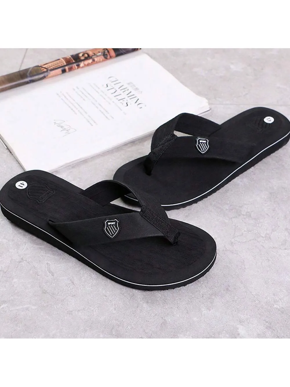 Men Summer Flip Flops Beach Sandals Anti-Slip Casual Flat Shoes High Quality Slippers Home Slippers For Men Lacoste Slippers