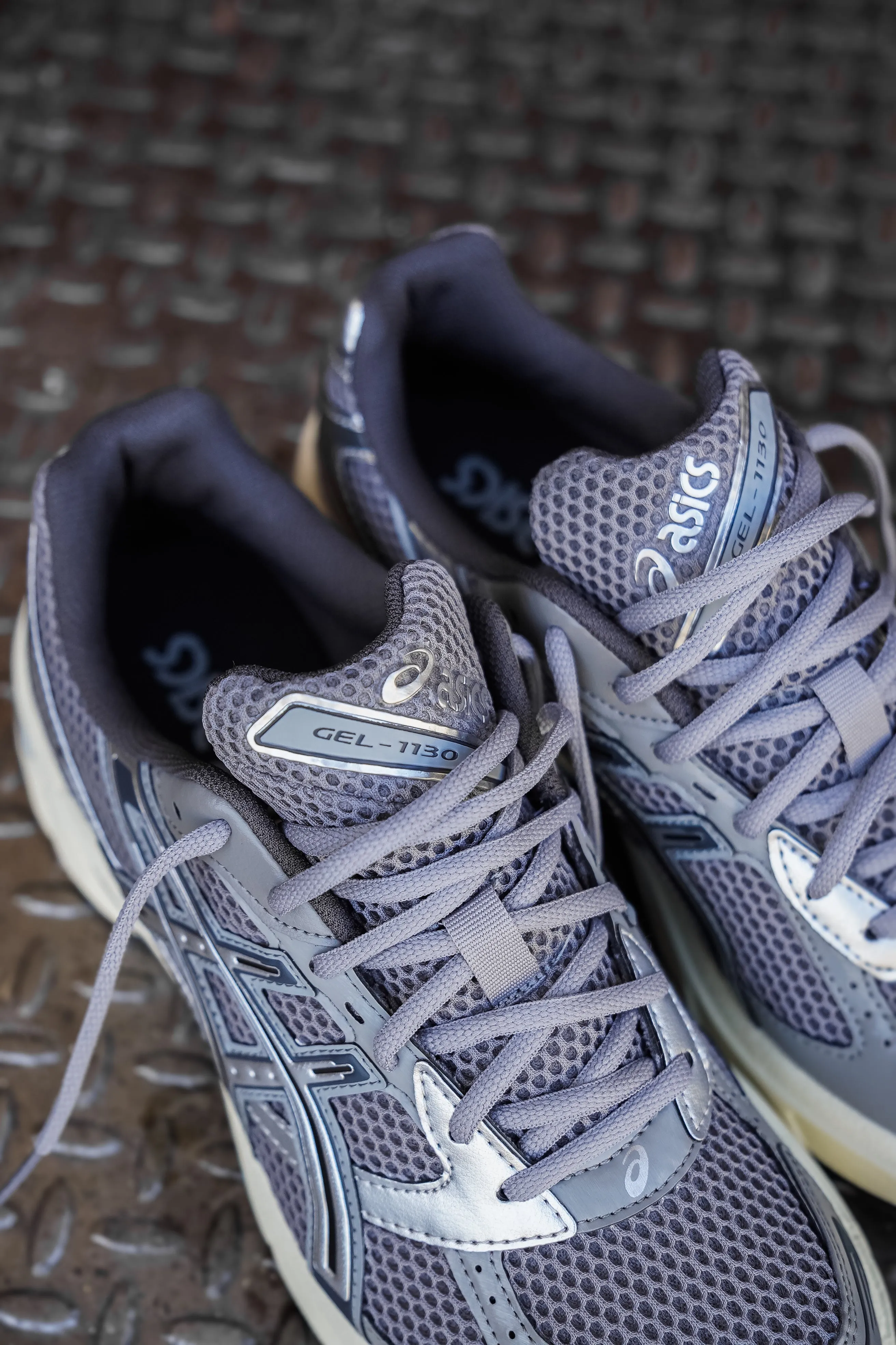 Leather Asics Running Shoes Mens Asics Gel-1130 (Clay Grey/Pure Silver)