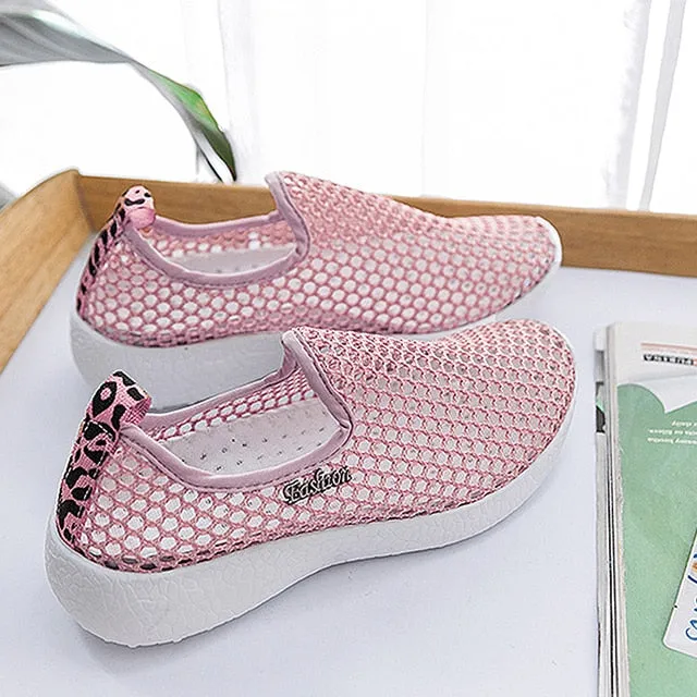 Mesh Breathable Women Shoes Fashion Sports Shoes Soft Comfortable Women Shoes Ten Little Splash Sandals