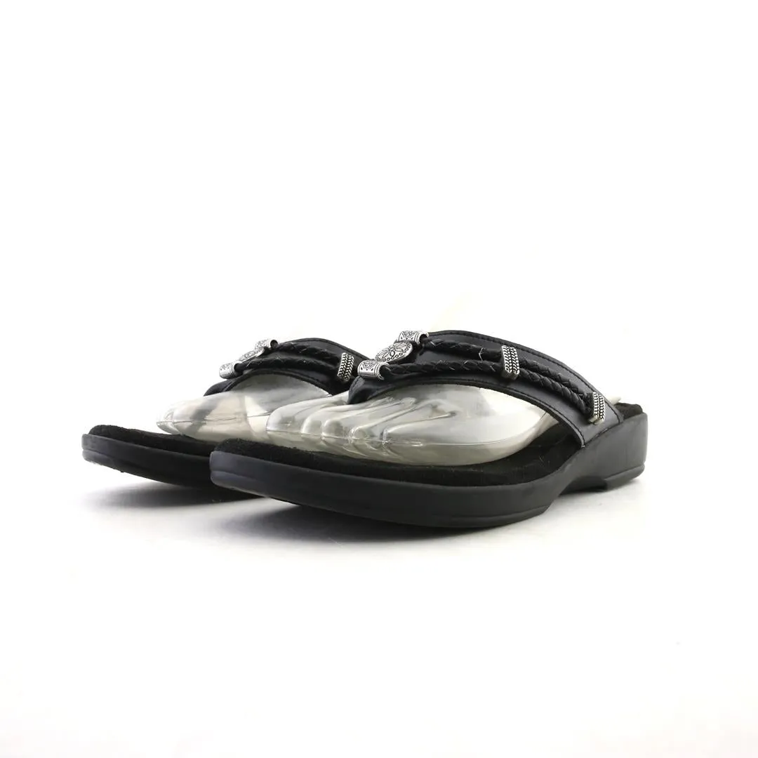 MINNETONKA . Large Slippers