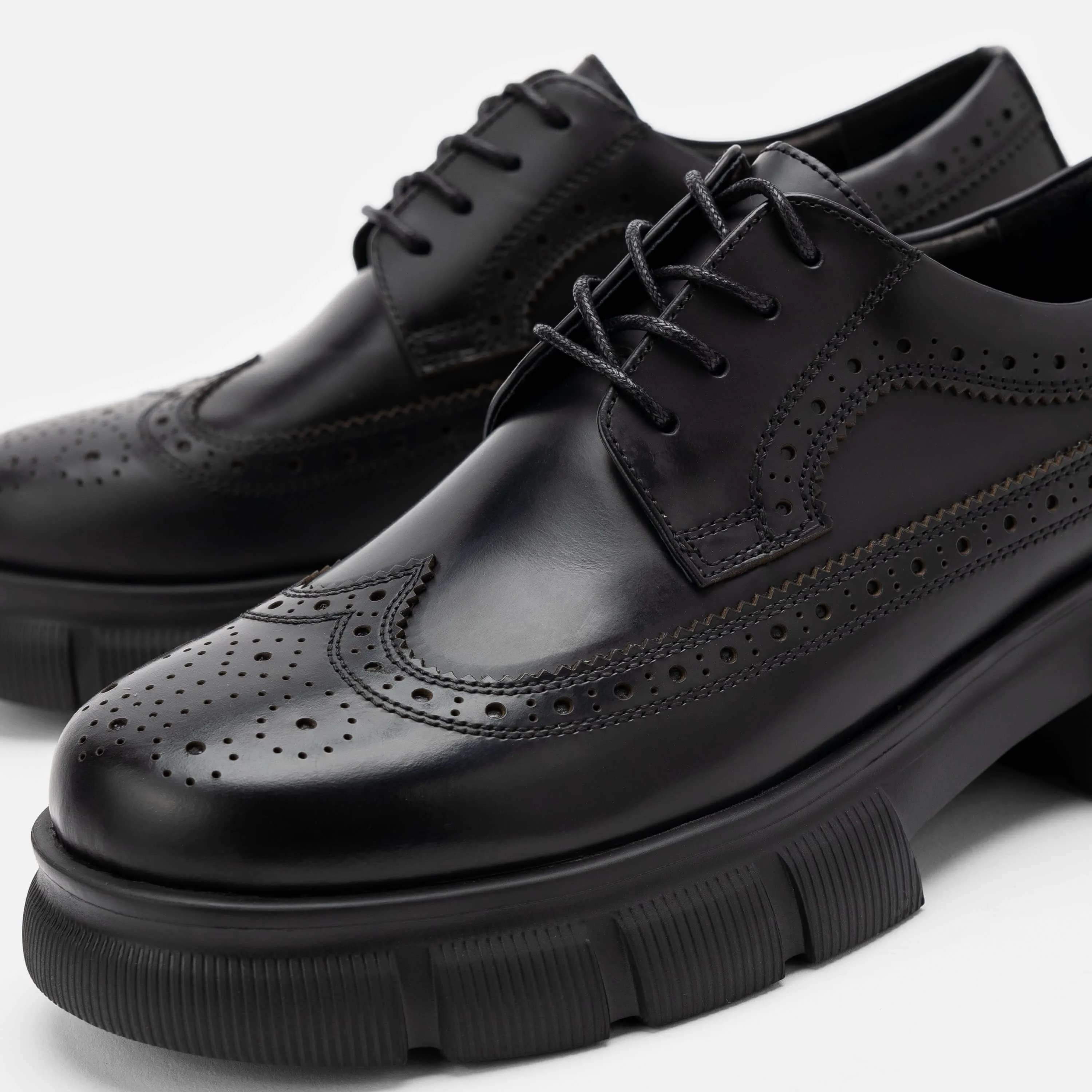 Ms. Alexander Black Leather Lug Wingtip Derby Loafers And Oxfords