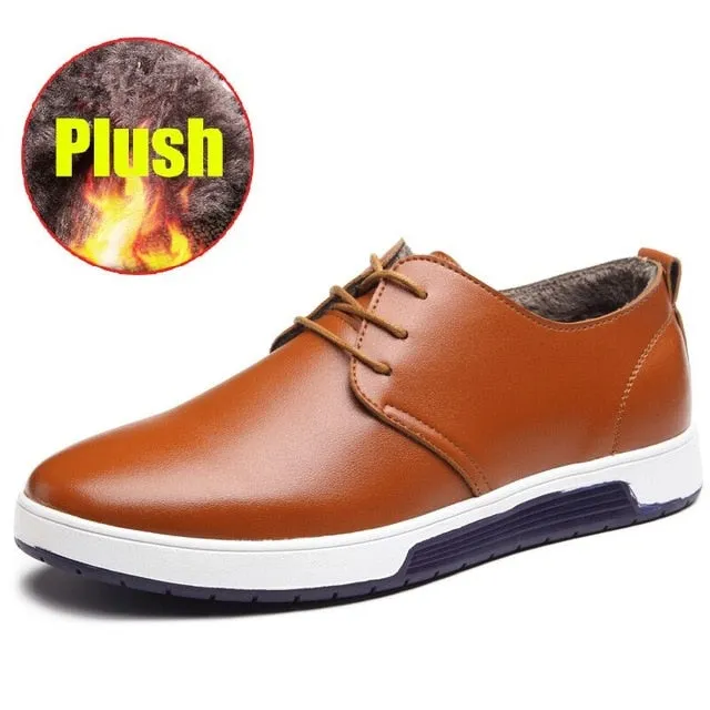 New 2019 Men Casual Shoes Leather Summer Breathable Holes Luxurious Brand Flat Shoes for Men Drop Shipping Jogging Shoes For Flat Feet