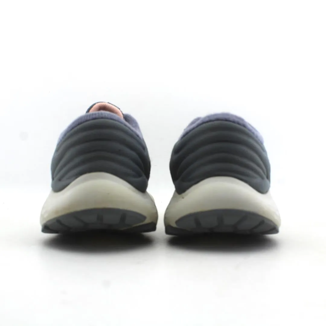 NEW BALANCE 520V7 Running Shoe Store Nyc