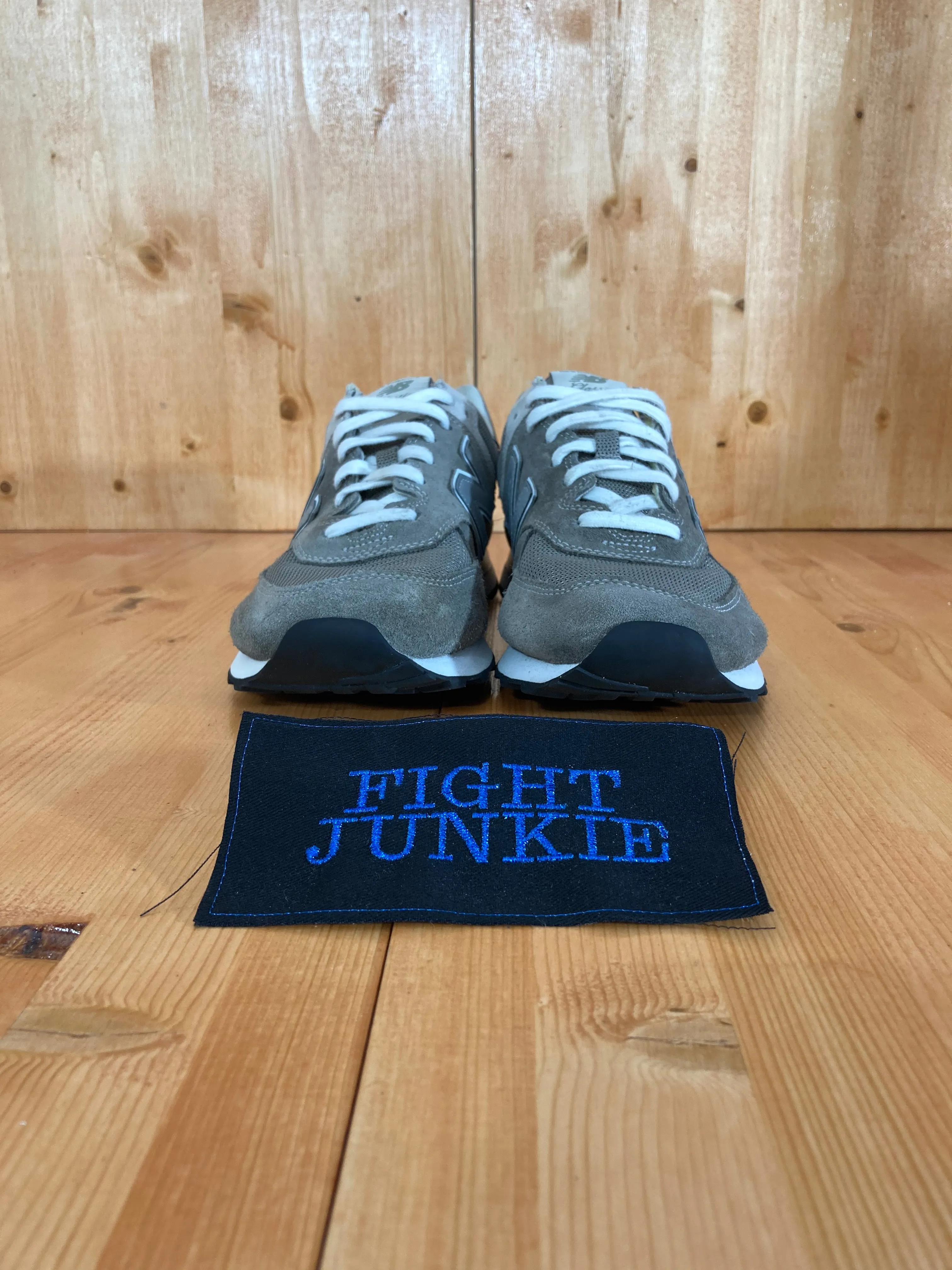 NEW BALANCE CLASSIC 574 Men Size 10 Suede Shoes Sneakers Does New Balance Run Big