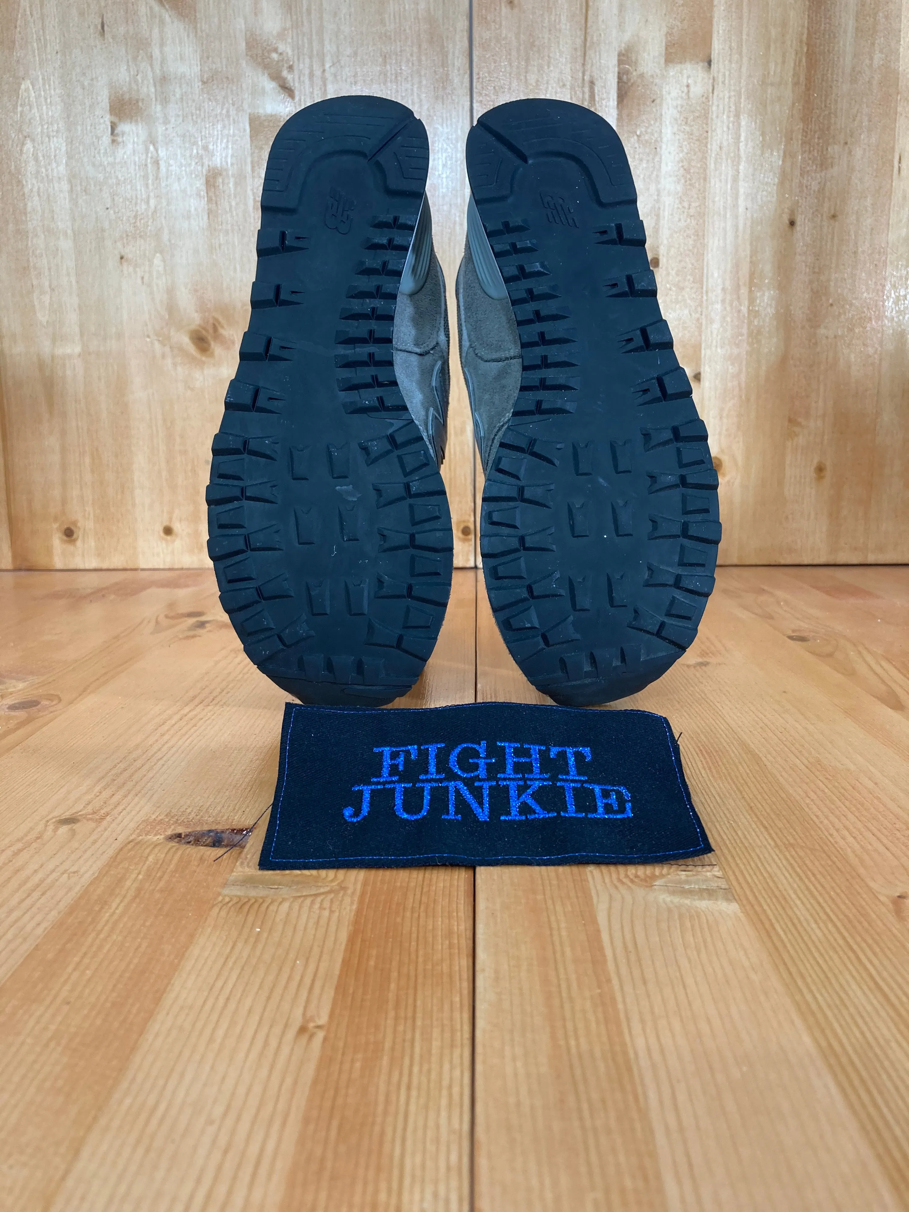 NEW BALANCE CLASSIC 574 Men Size 10 Suede Shoes Sneakers Men's New Balance 2002r Protection Pack