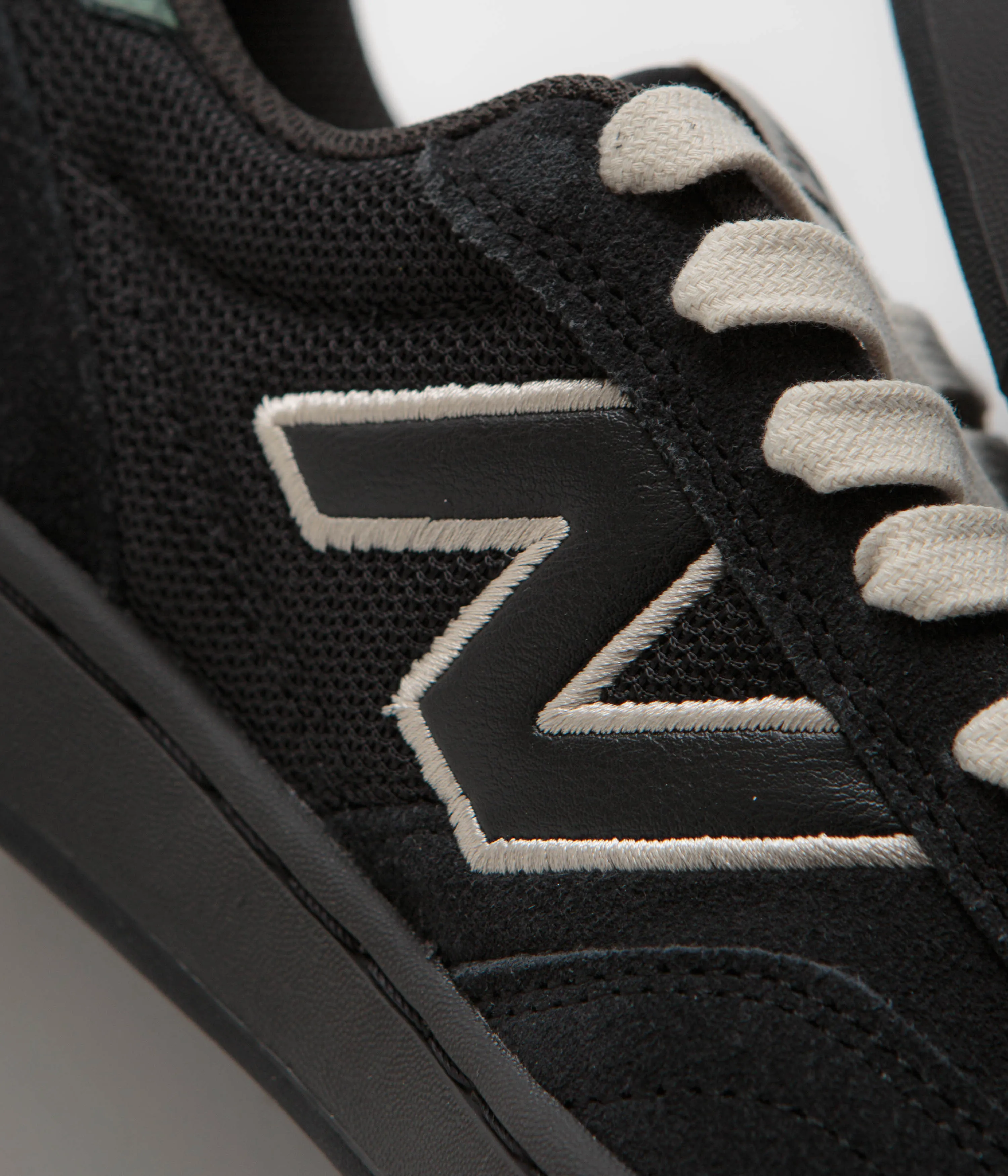 New Balance Numeric 440 V2 Shoes - Black New Balance 530 Raincloud With Shadow Grey