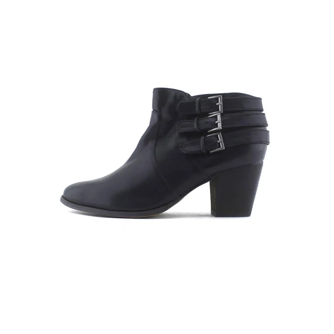 CANYON RIVER BLUES . Walmart Christmas Slippers