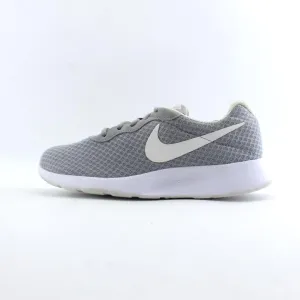 Shoe Stores At Birch Run NIKE TANJU WOLF