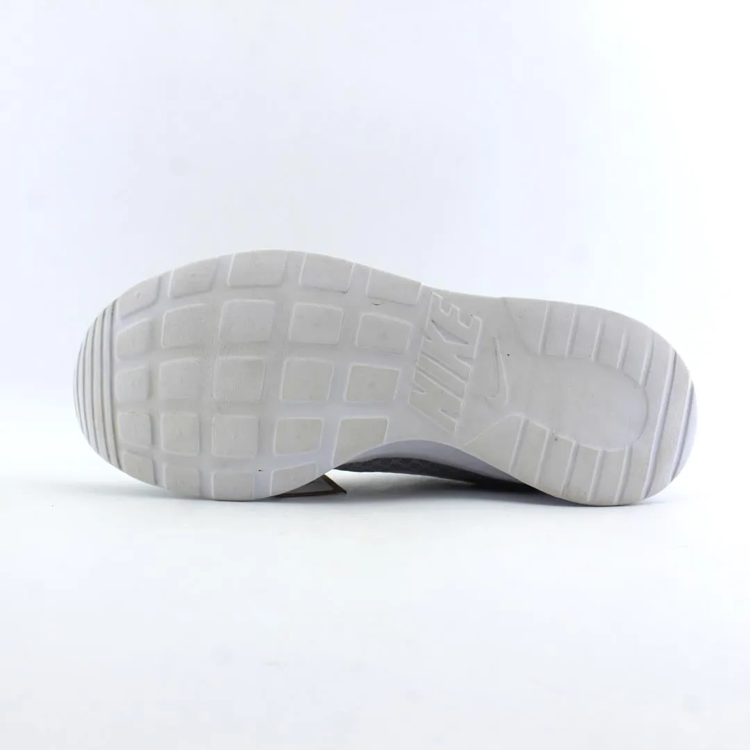 Good Deals On Running Shoes NIKE TANJU WOLF