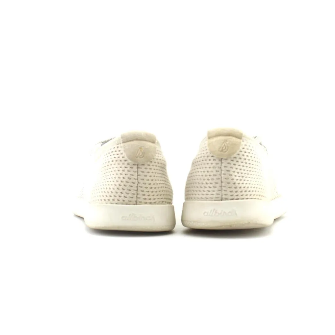 Nurse Sneakers ALL BLACK TREE SKIPPER