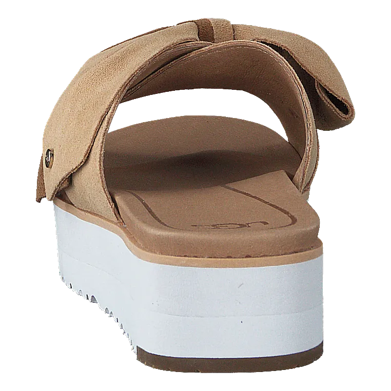 Joanie Bronzer Best Flip Flops For Cruise