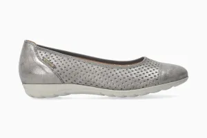 Erika Perf - Steel Platform Slip-on Sneaker