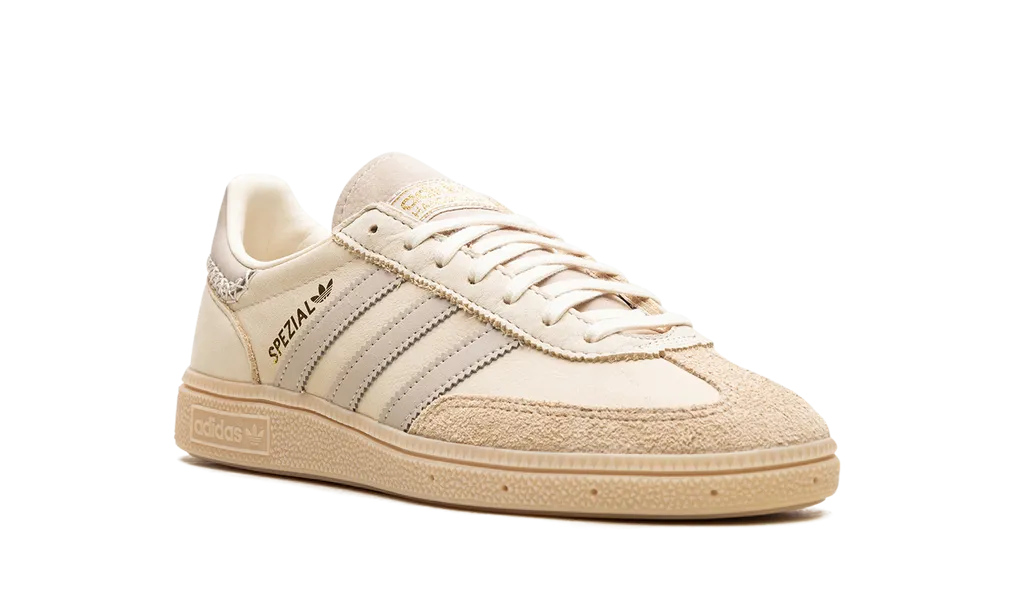 Adidas Handball Spezial WMNS Cream White Beige Adidas Fabela Rise Field Hockey Shoes