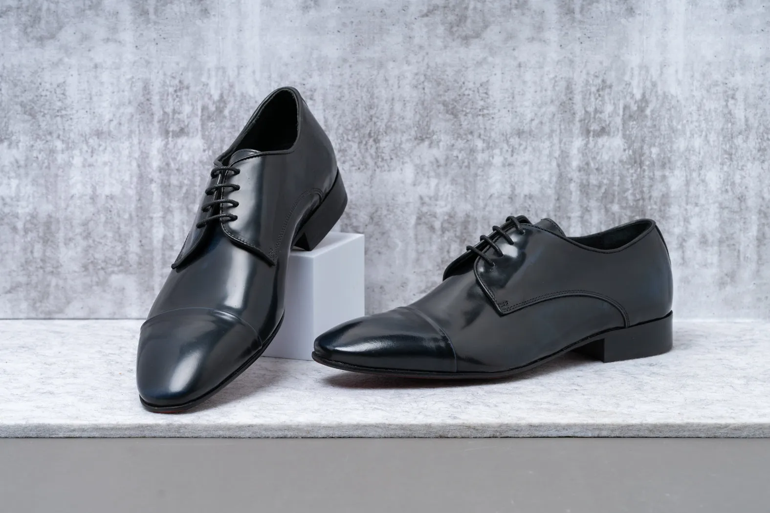 Flat Shoes Sneakers MATTEO Lace Up Shoes