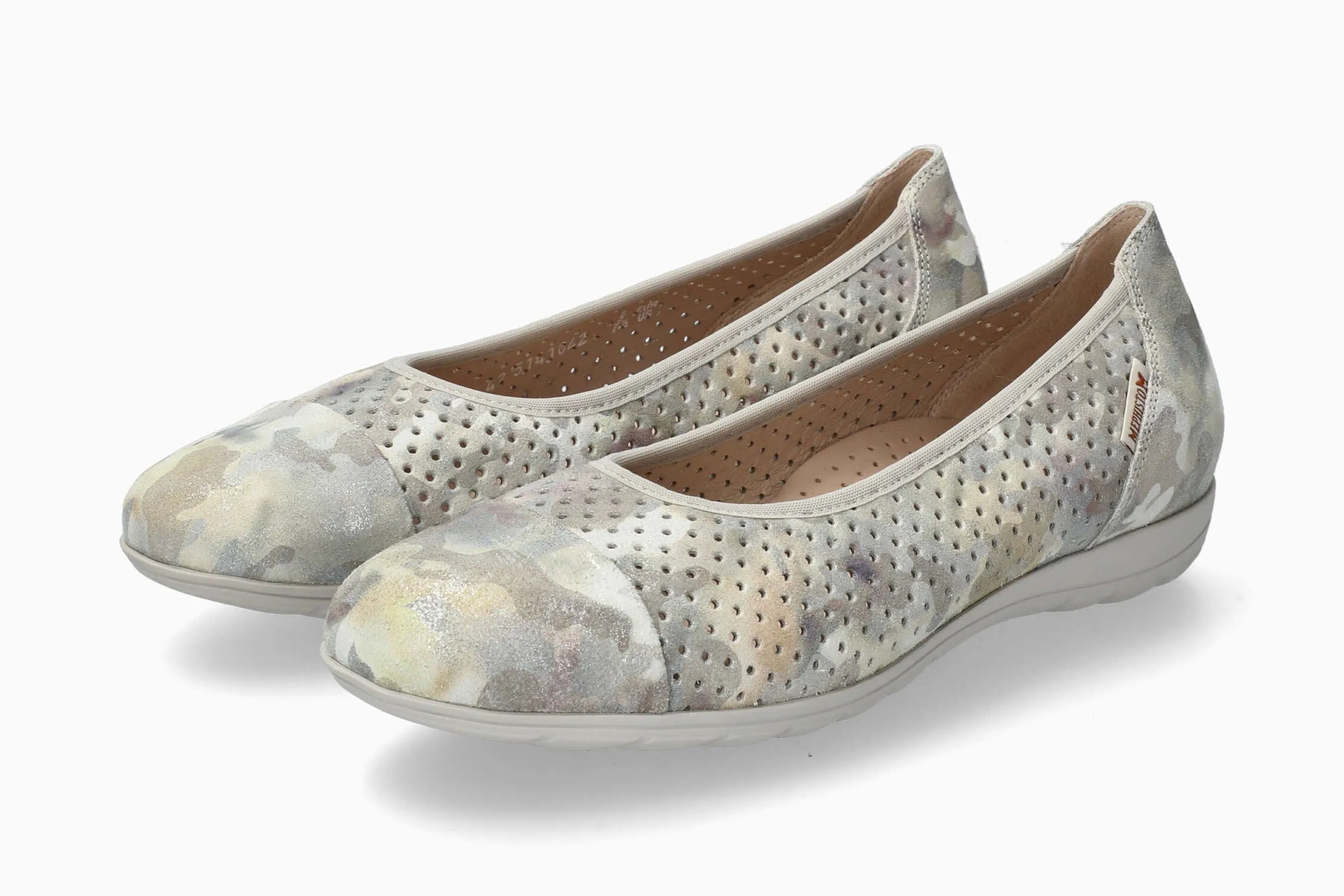 Comfycush Slip On Shoe Erika Perf - Light Khaki