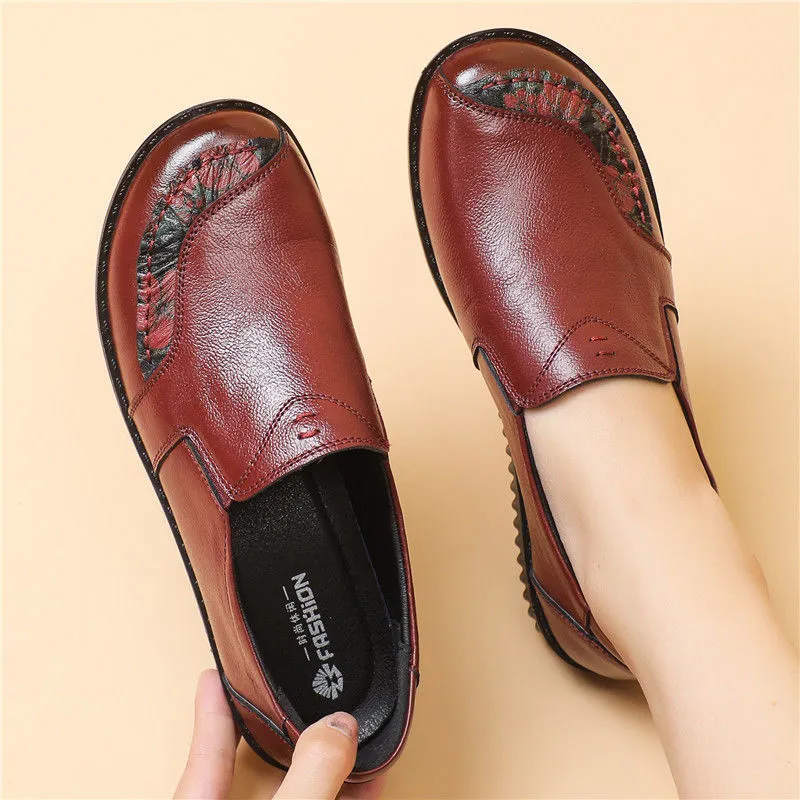 Vintage Genuine Leather Retro Flats Loafers Women Shoes With Floral Print Loafers With Socks