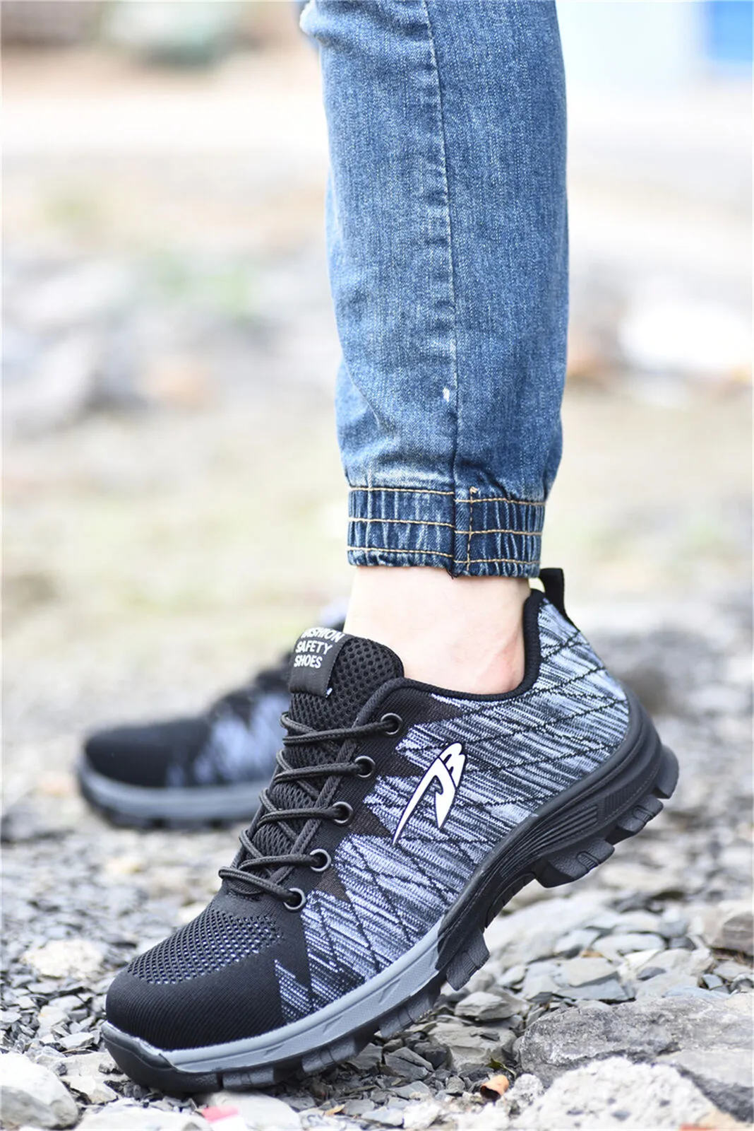 Lightweight Safety Shoes for Men Steel Toe Work Shoes Non-Slip Protective Sneaker Desert Work Boots