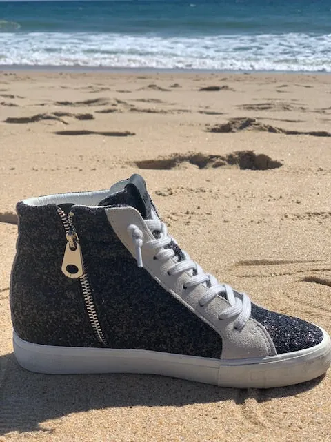 Mestari Sneakers Women's Black Glitter Sneakers